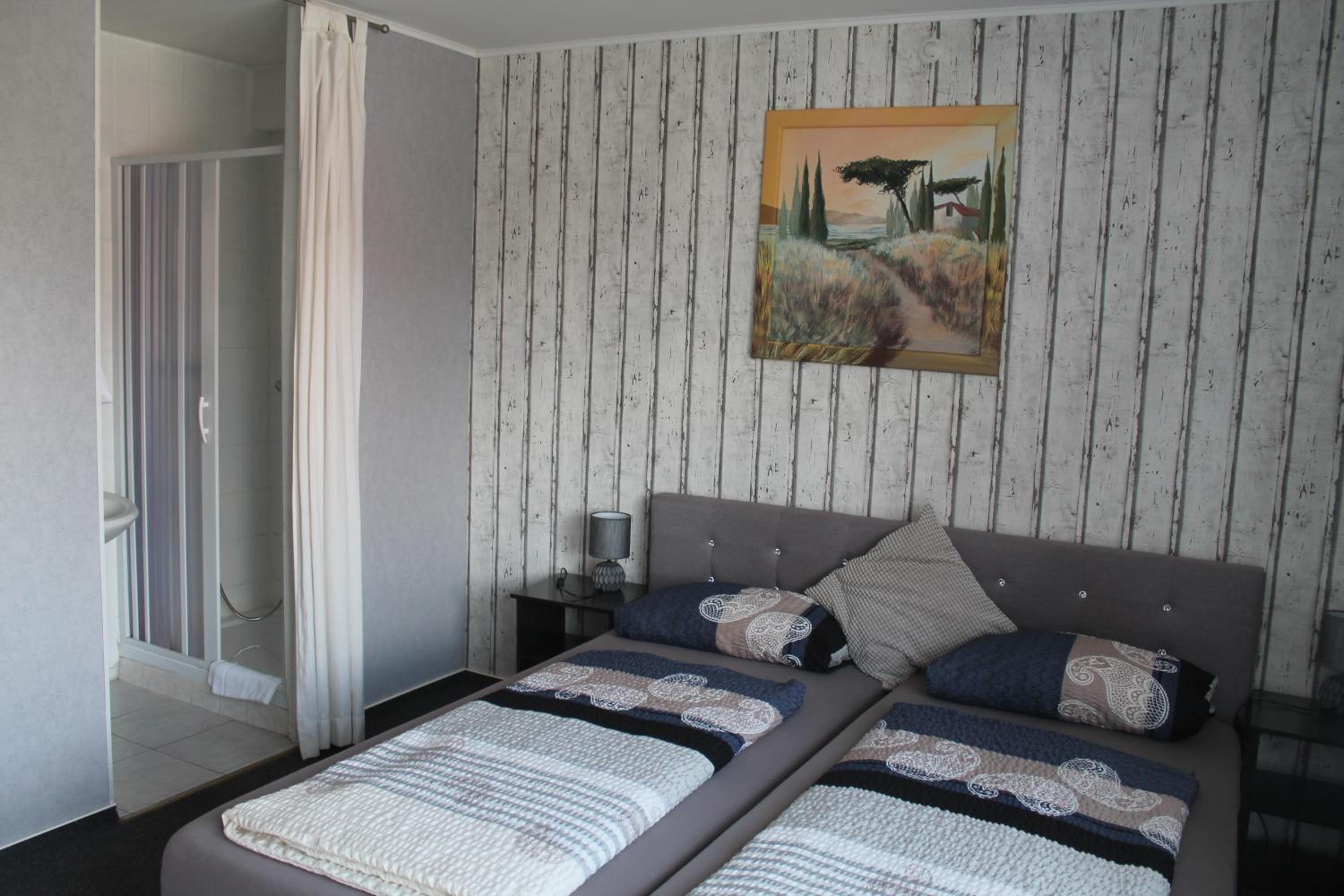 Double Room with Shared Toilet photo 1