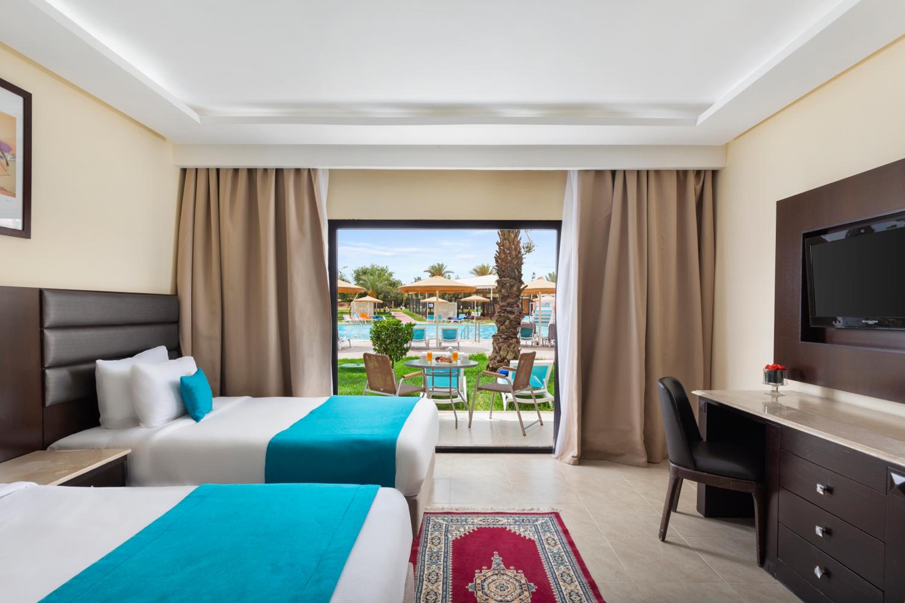Large Family Pool View