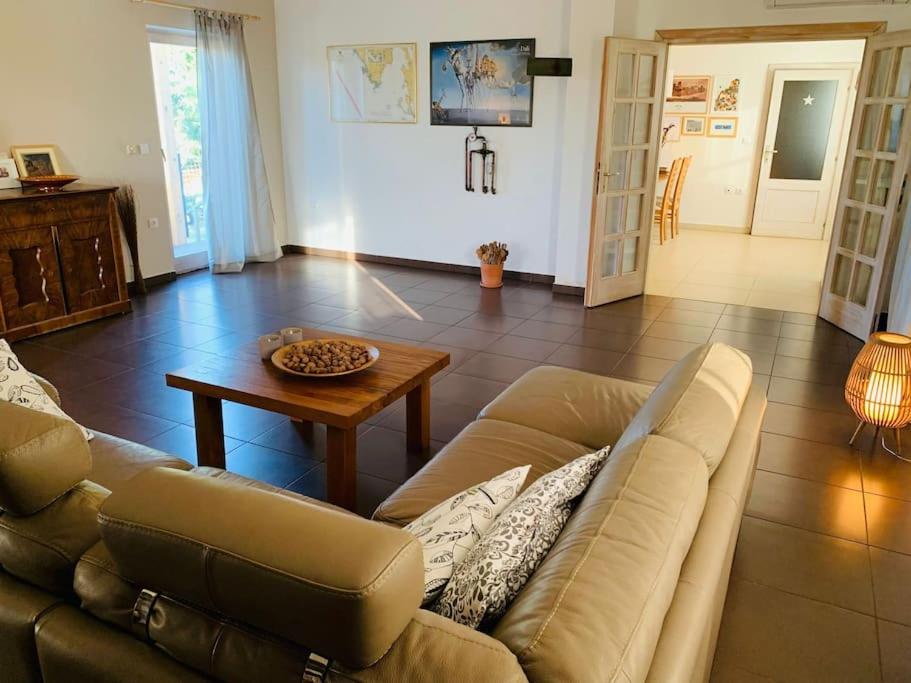 Three-Bedroom House photo 2