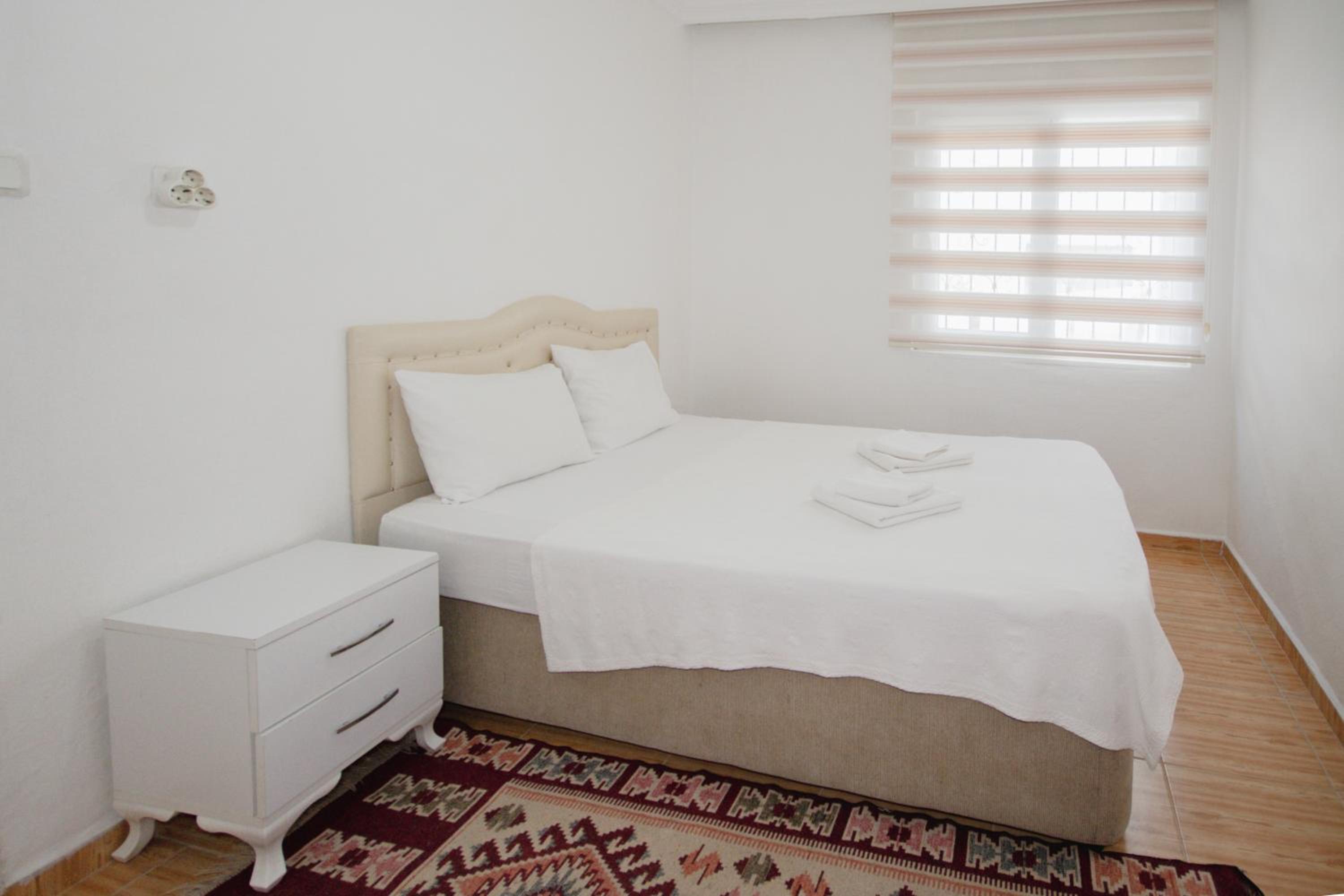 Apartment with Garden View - Photo 7