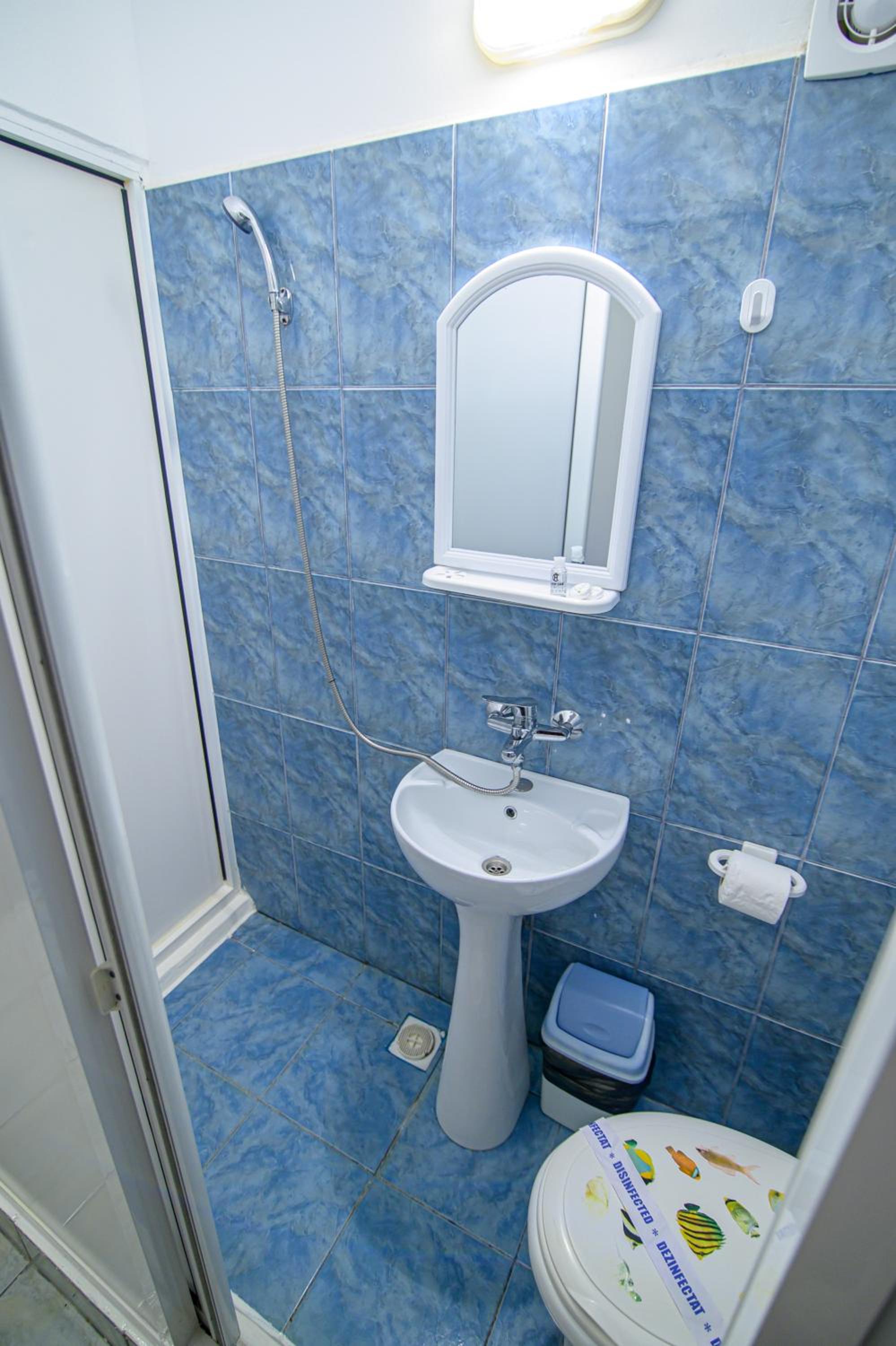 Double Room - Photo 4