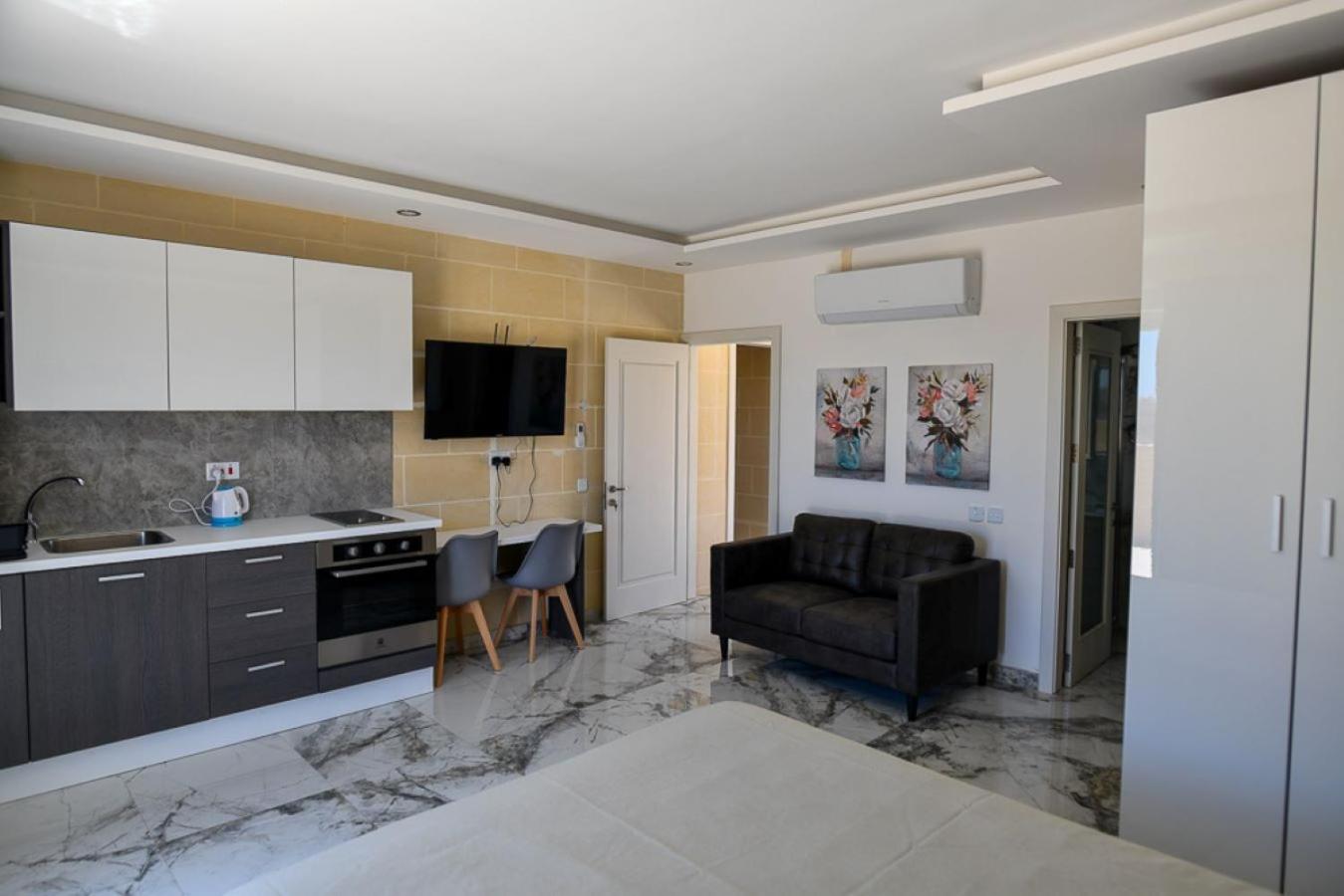 Superior Double or Twin Room with Terrace photo 1