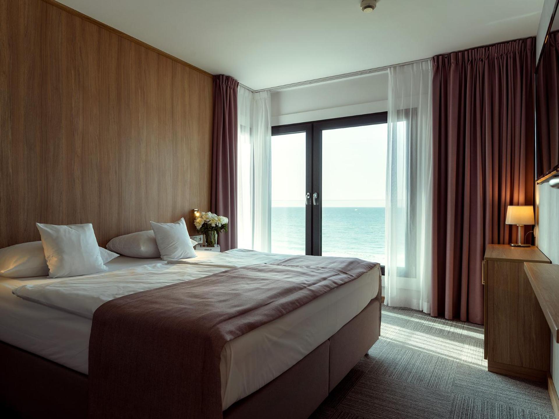 Apartment with Sea View photo 2