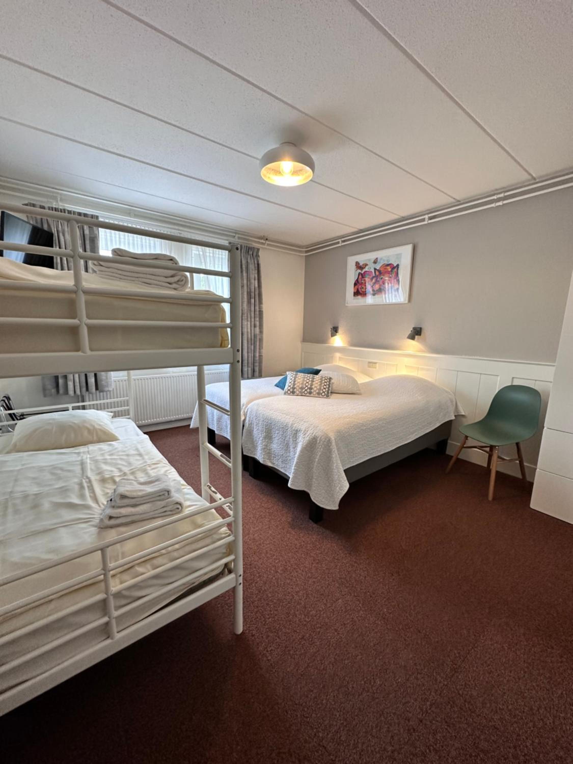 Quadruple Room photo 2