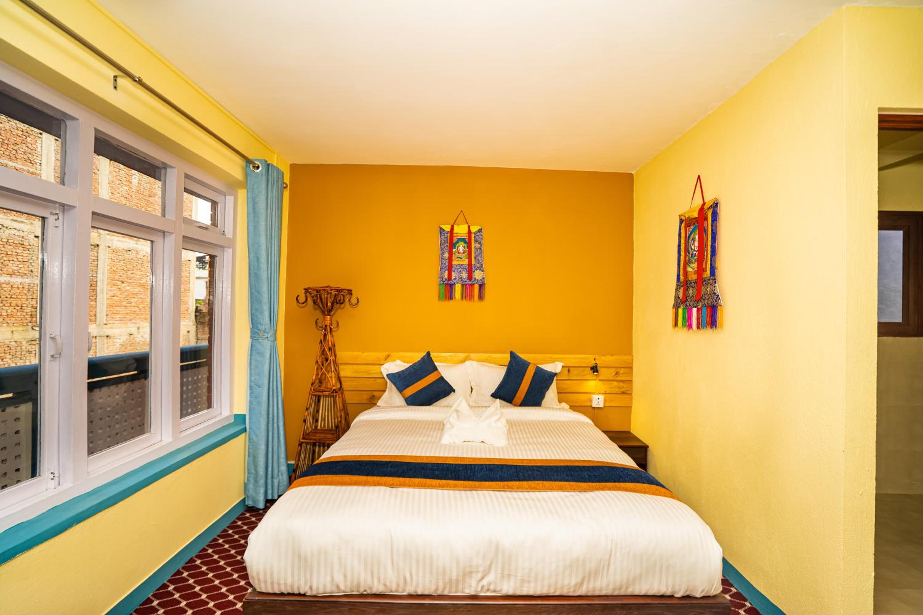 Budget Double Room - Photo 6