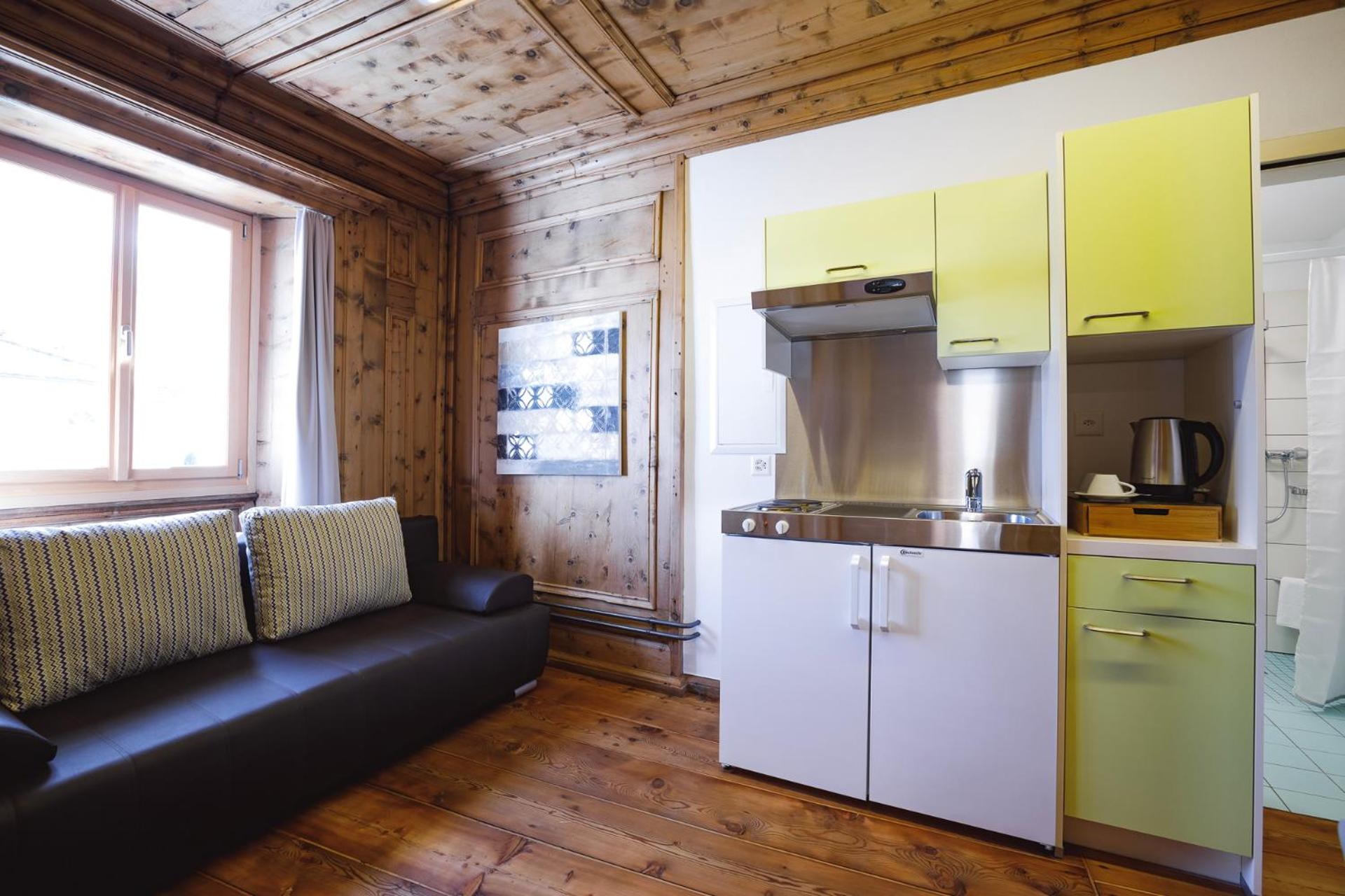 Suite - Photo 4