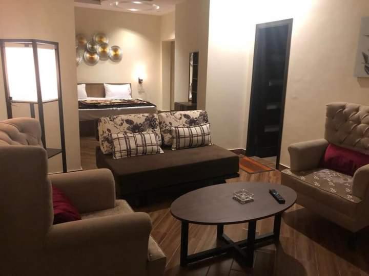 Deluxe Double Room With Bath photo 1
