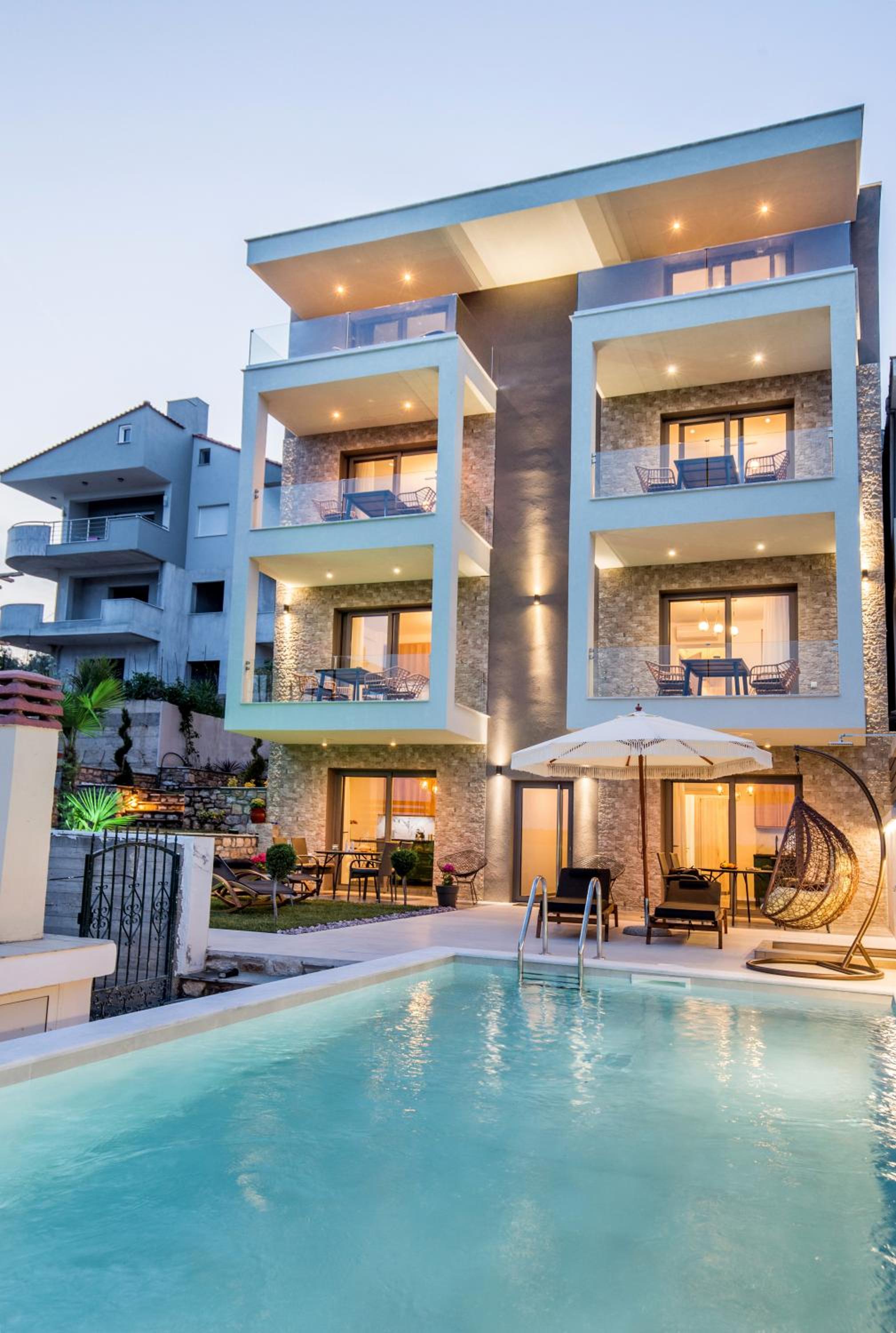 Apartment with Pool View  photo 2