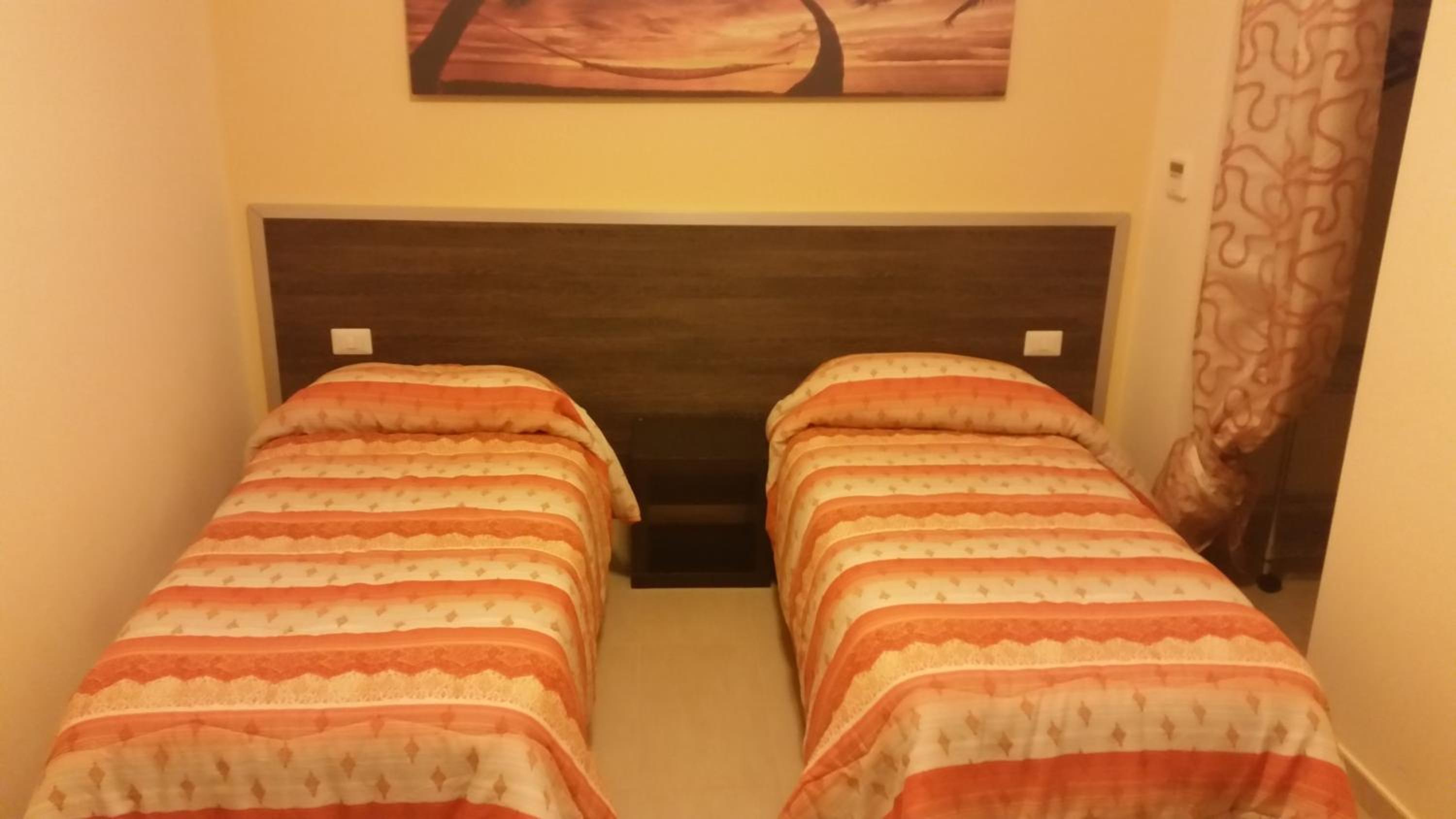 Double or Twin Room photo 3