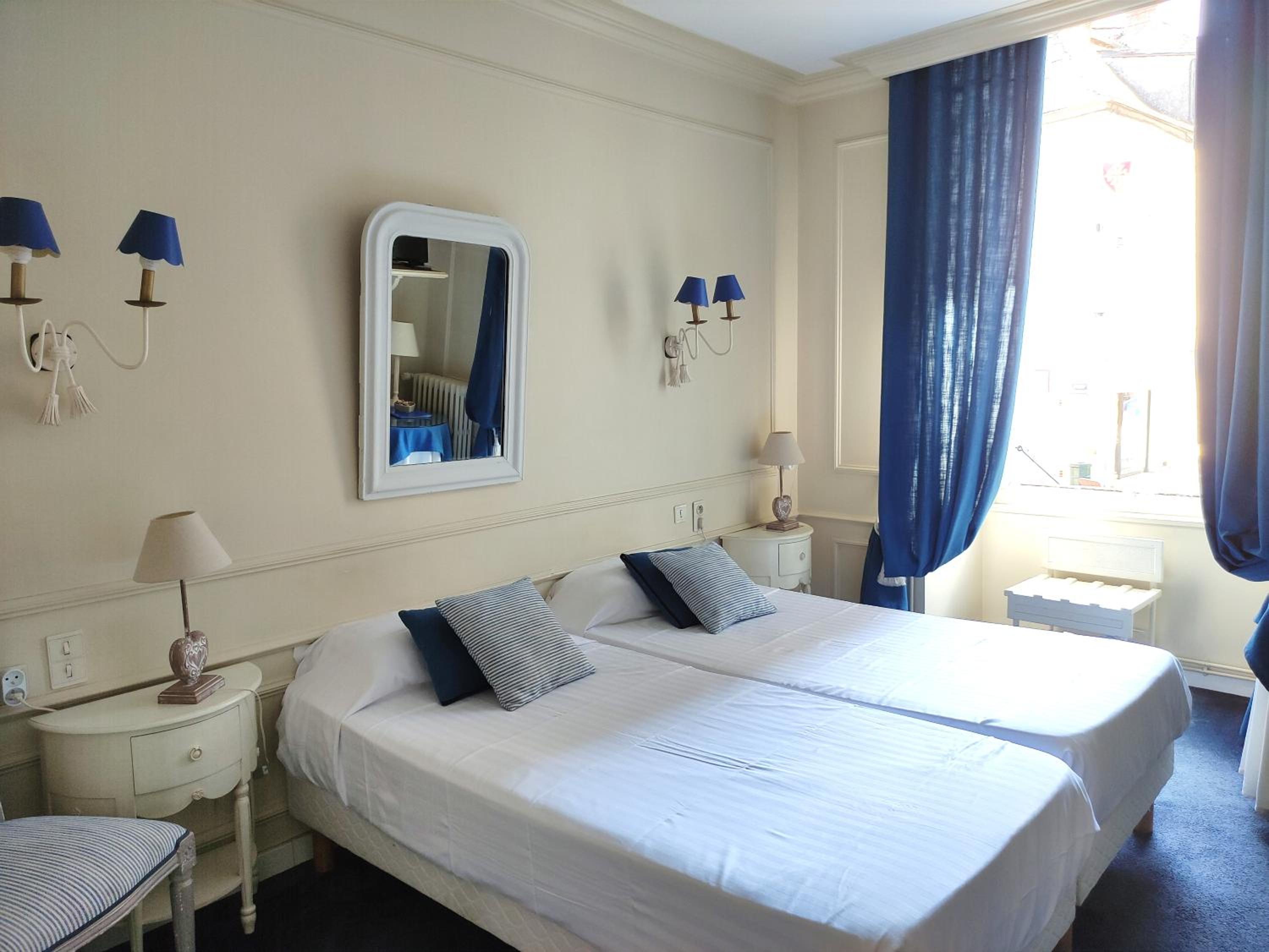 Comfort Twin Room photo 3