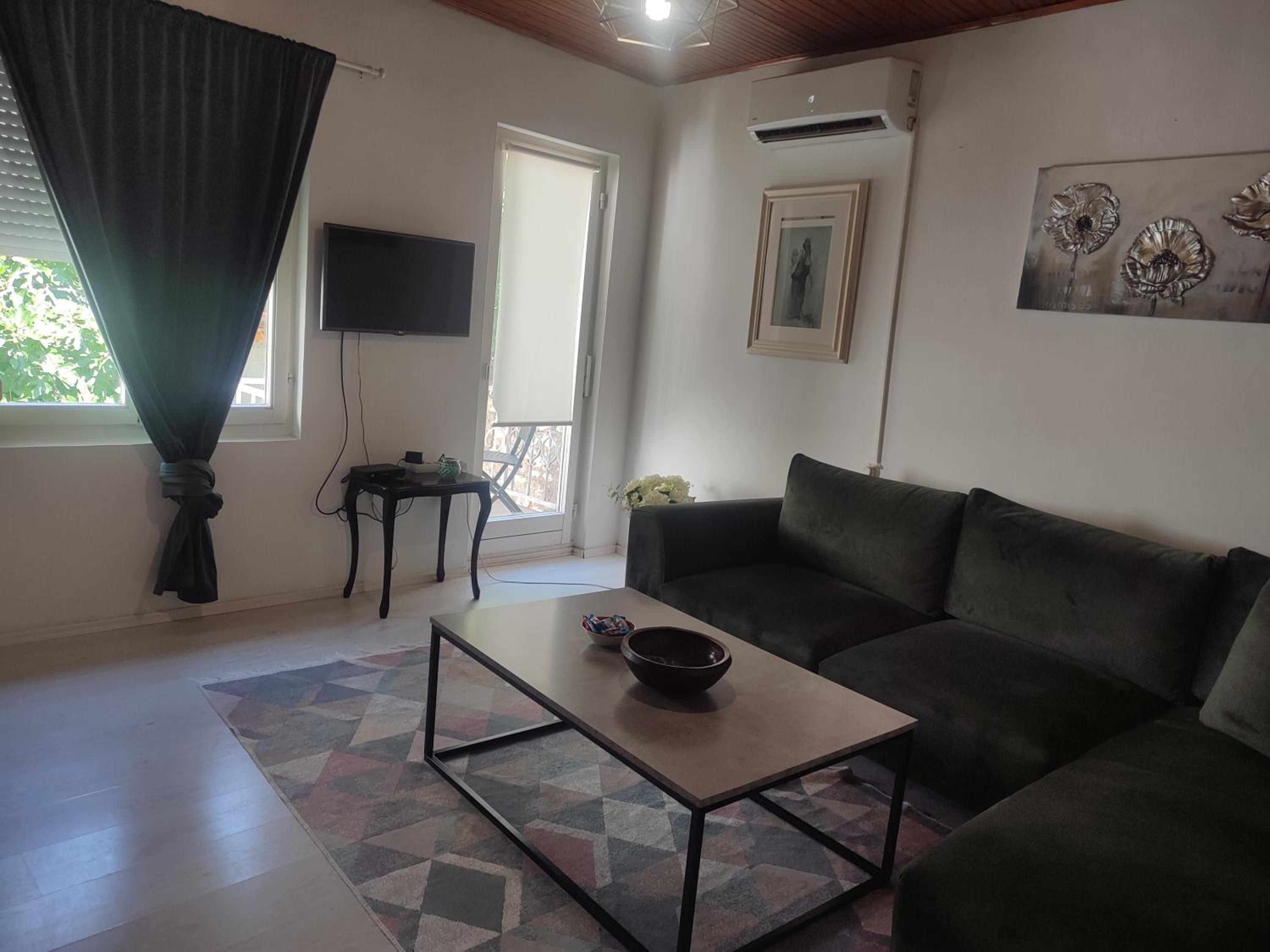 Apartment with Balcony photo 1