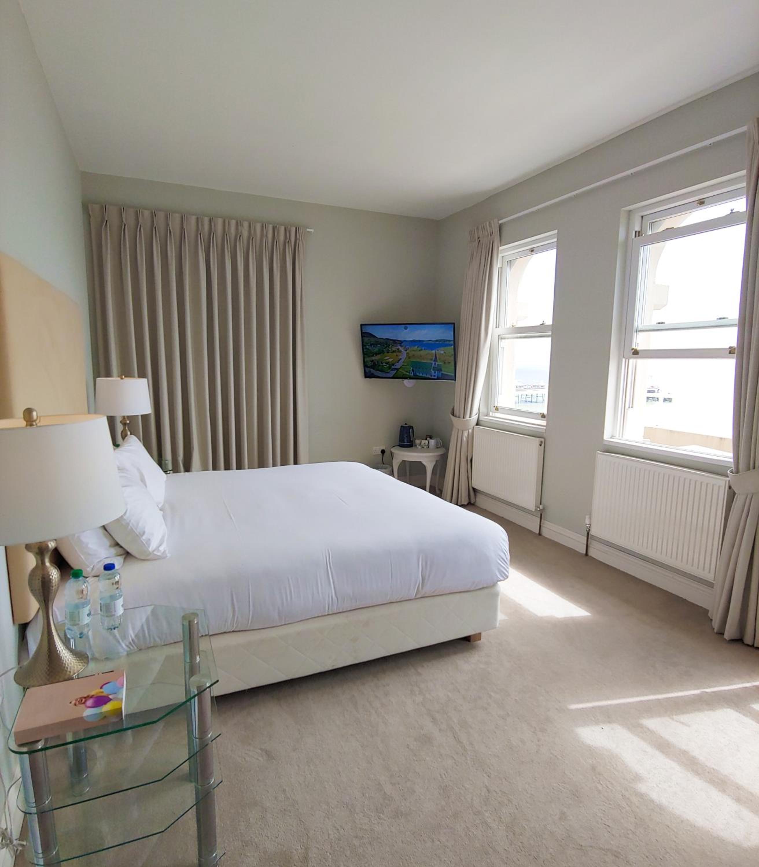 Executive Double Room with Sea View and Balcony
