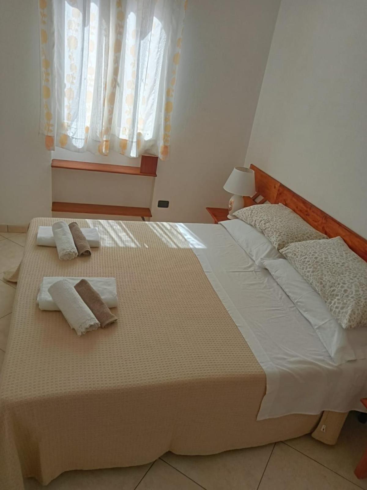 One-Bedroom Apartment - Photo 9