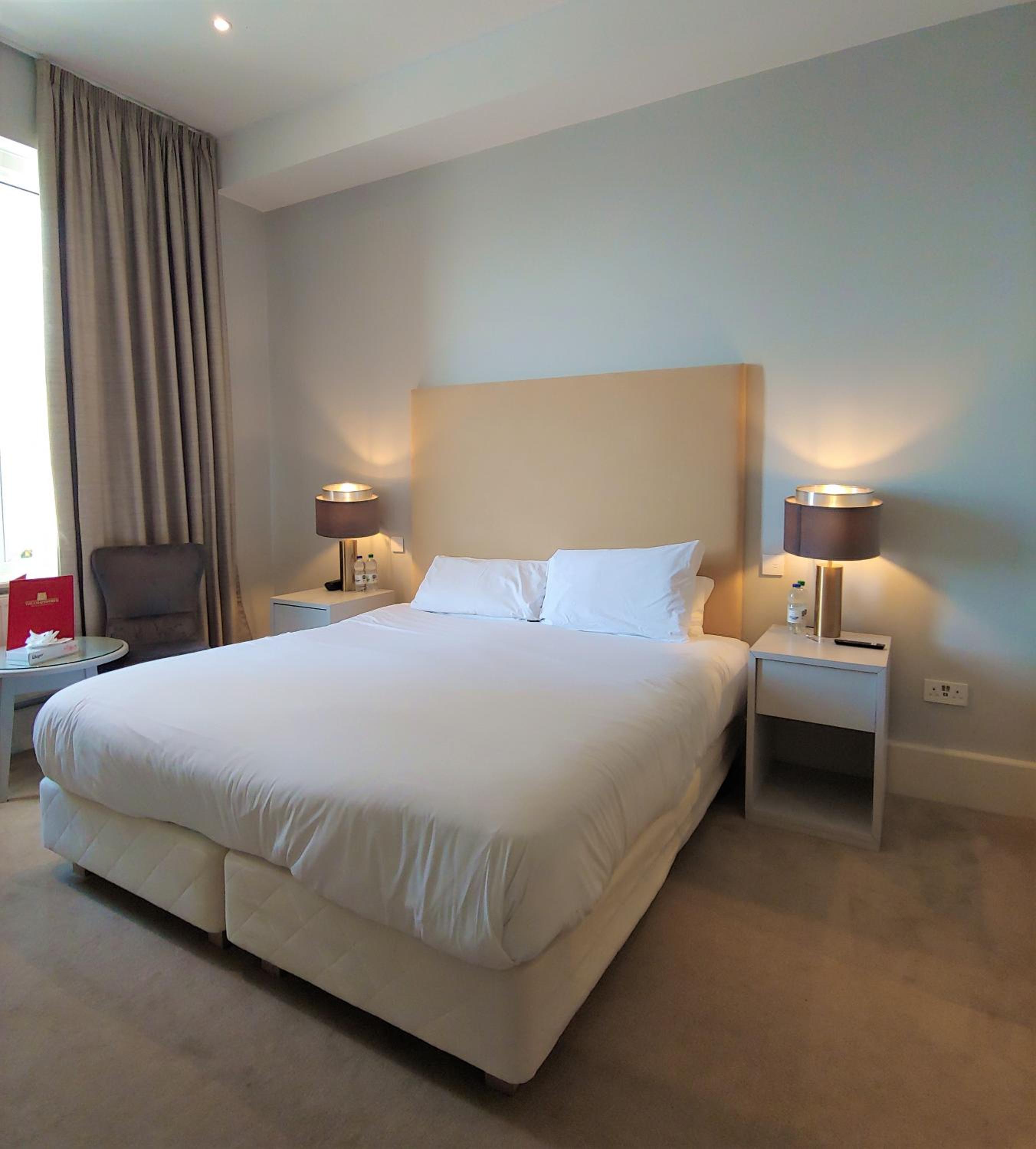 Deluxe Double Room, Partial Sea View - Photo 6