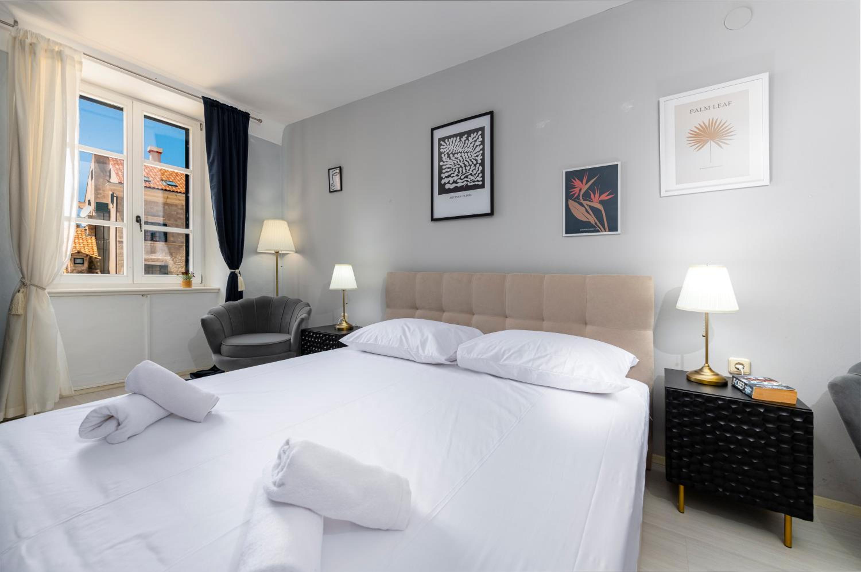 Queen Suite