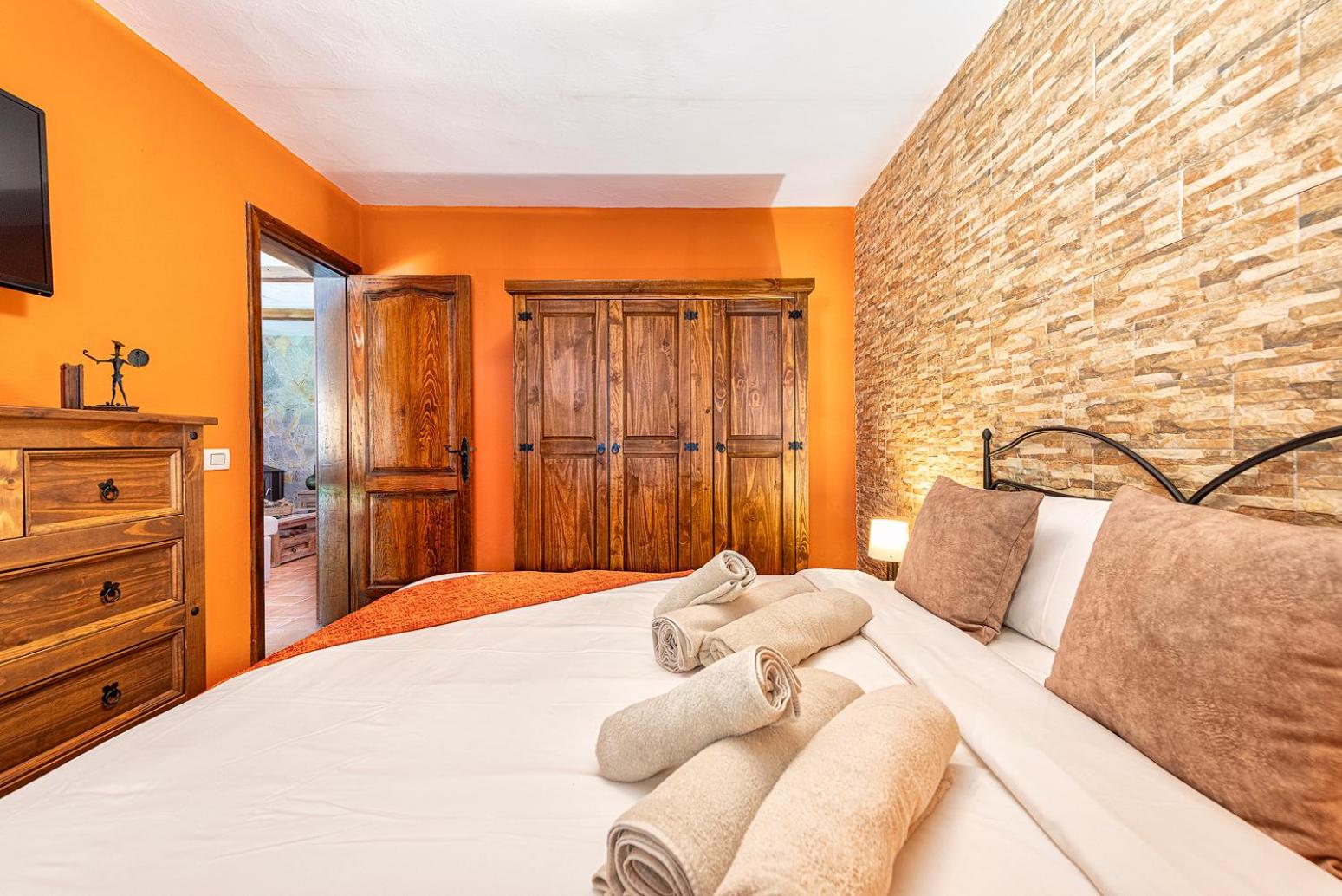 Three-Bedroom Villa photo 3