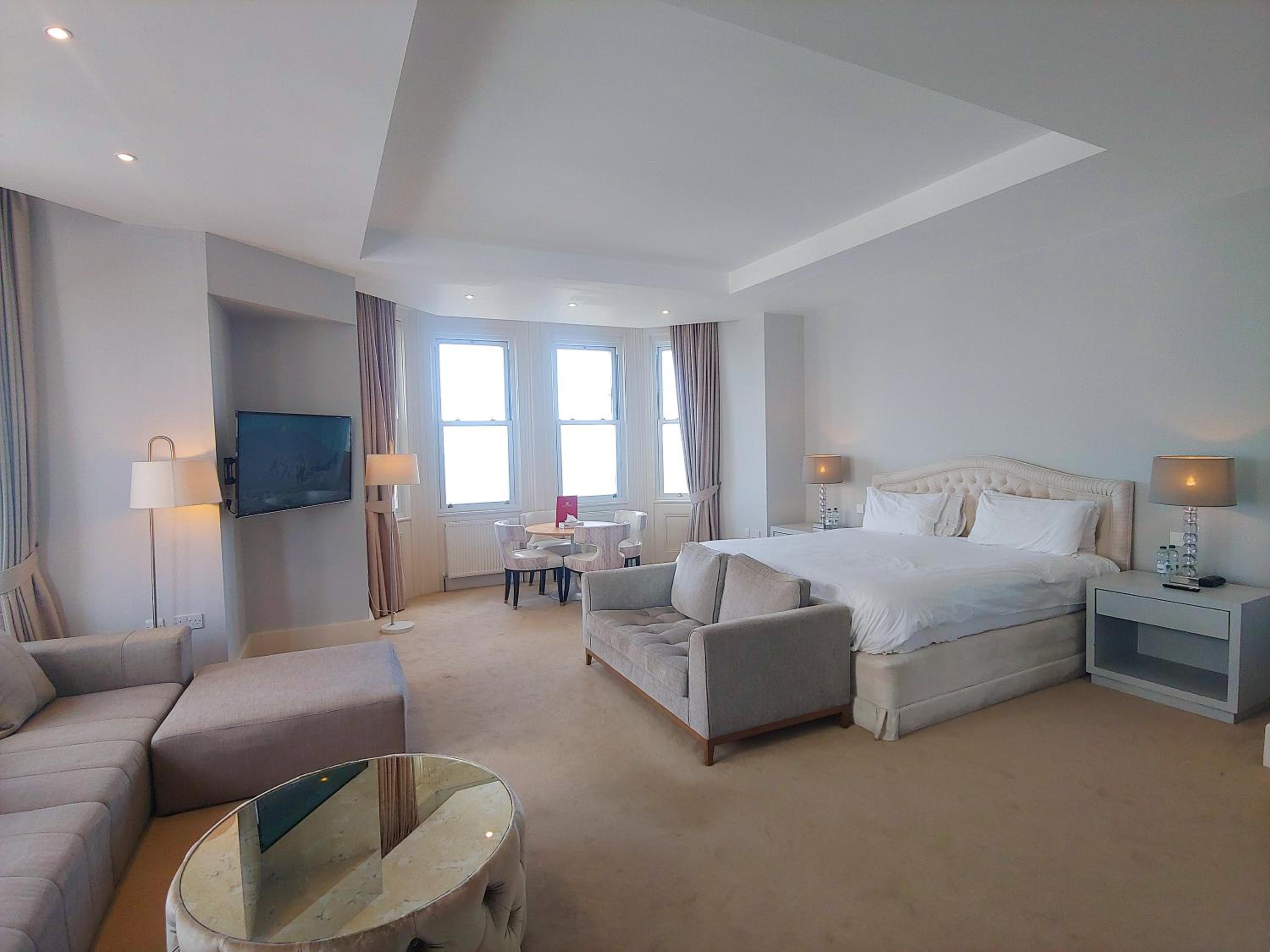 Junior Suite with Sea View - Photo 4