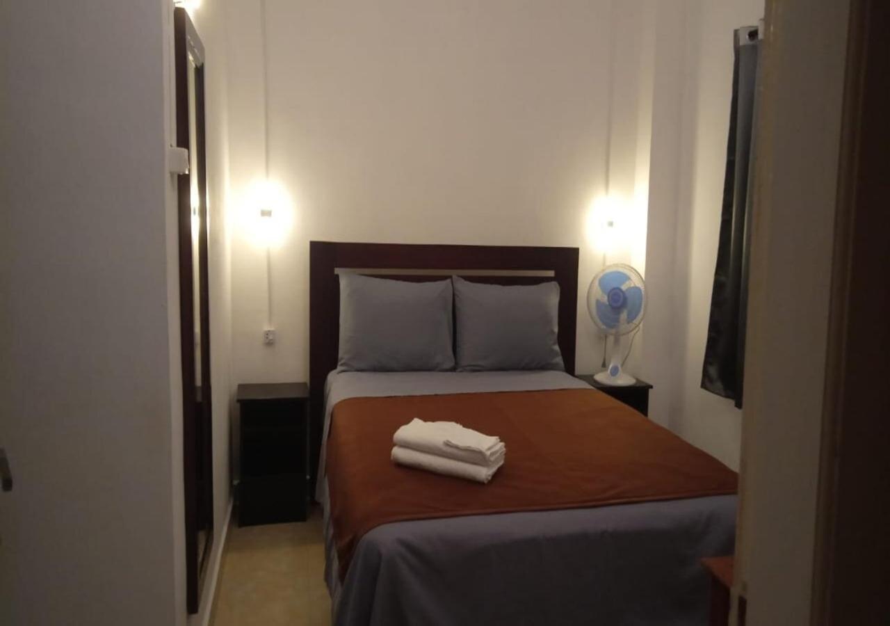 Double Room - Photo 12