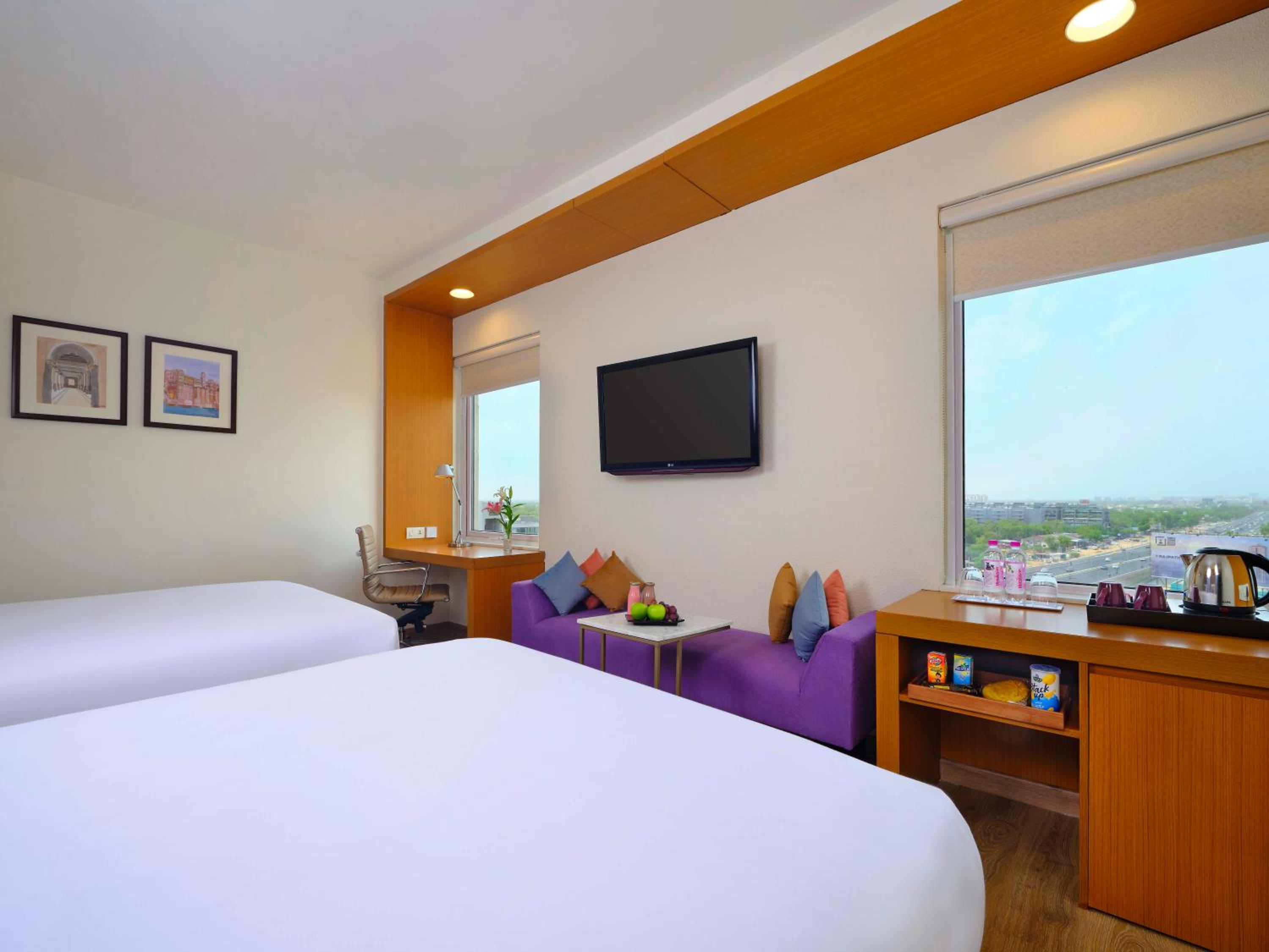 Superior Room Twin Bed - Photo 4