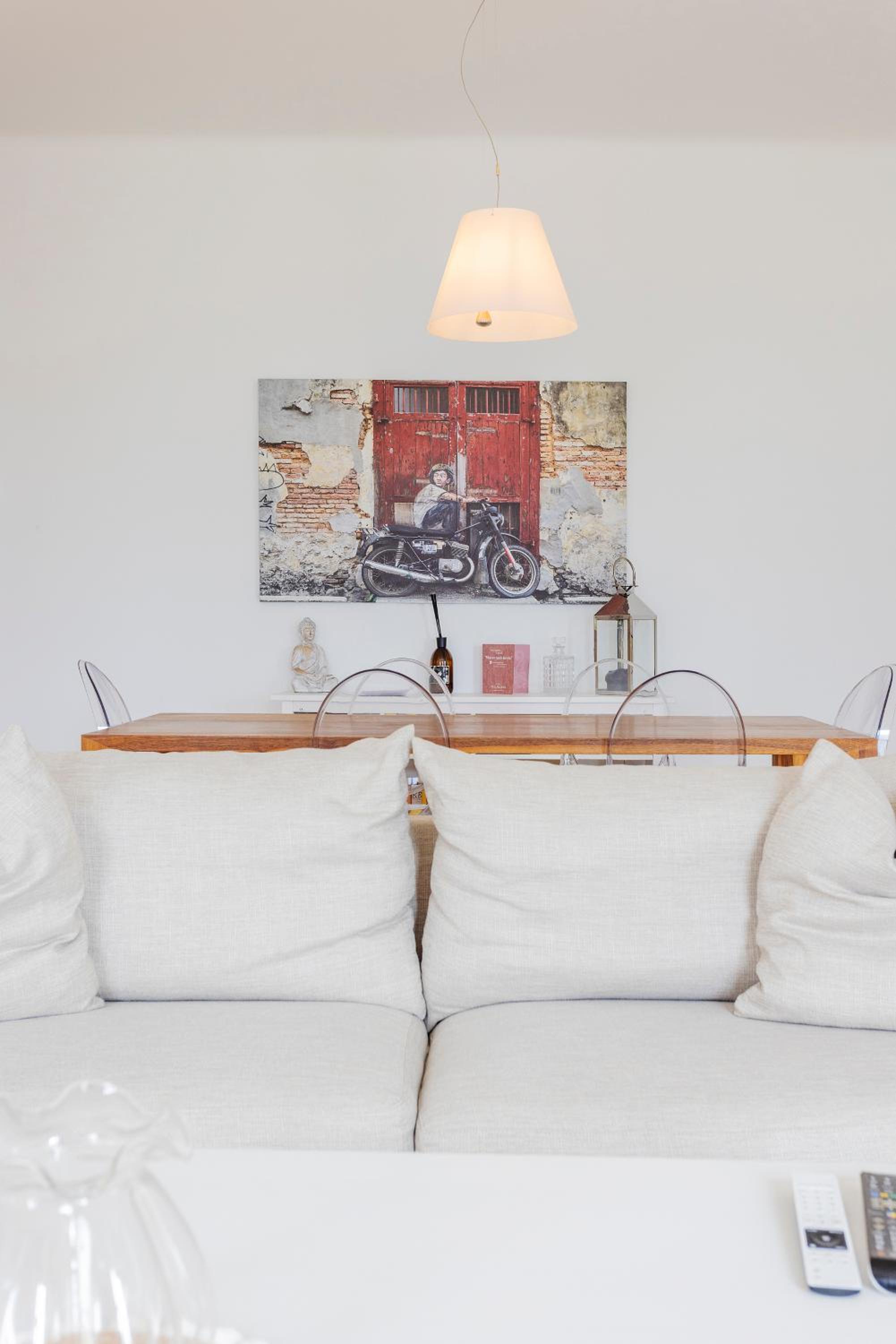Three-Bedroom Apartment - Photo 22