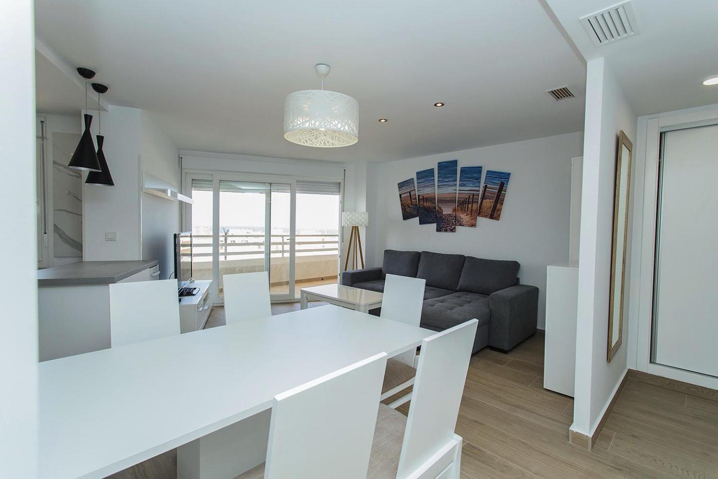 Apartamento con Balcón