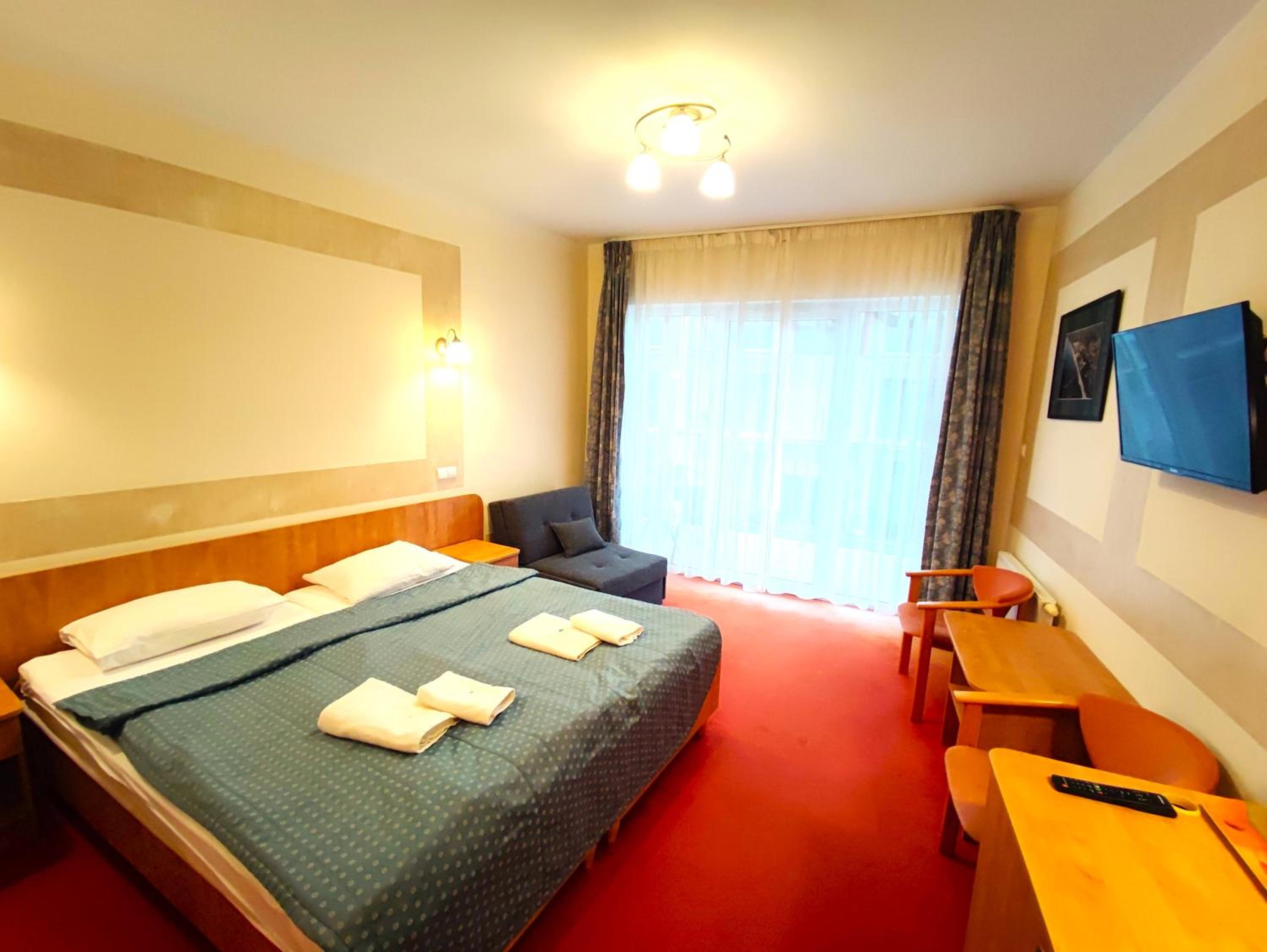 Double or Twin Room with Balcony photo 1