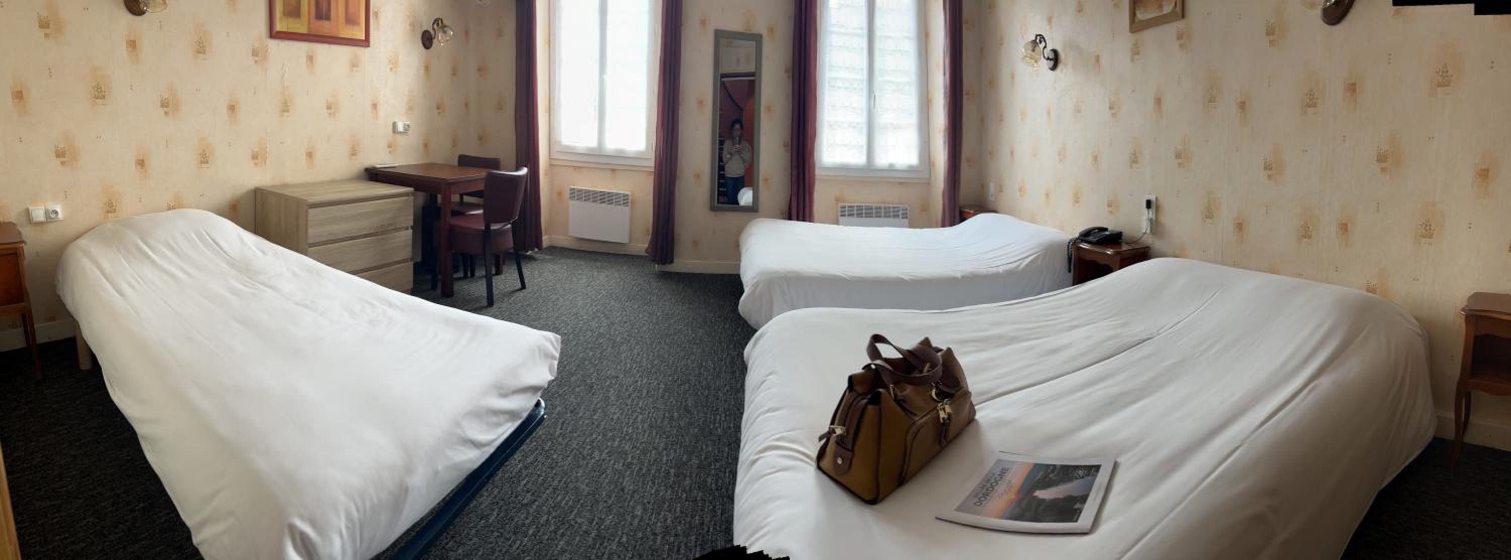Quadruple Room - Photo 1