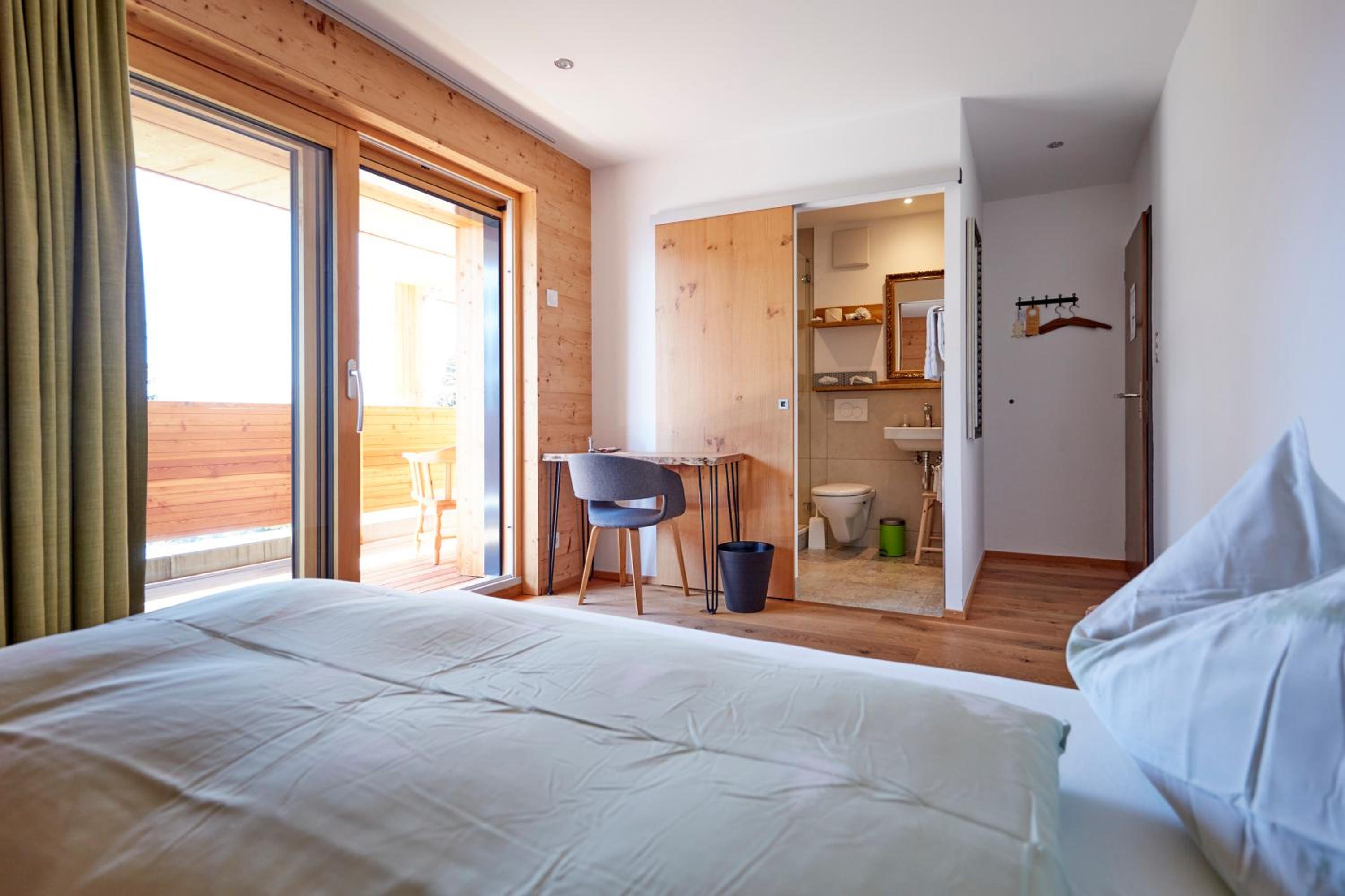 Double Room with Mountain View