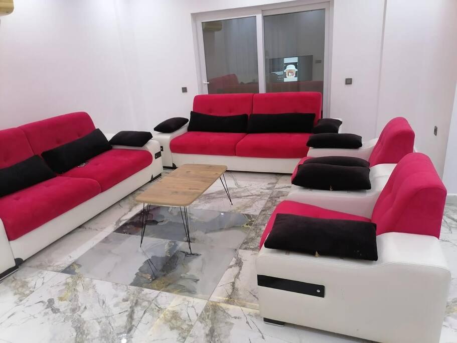 Villa photo 1