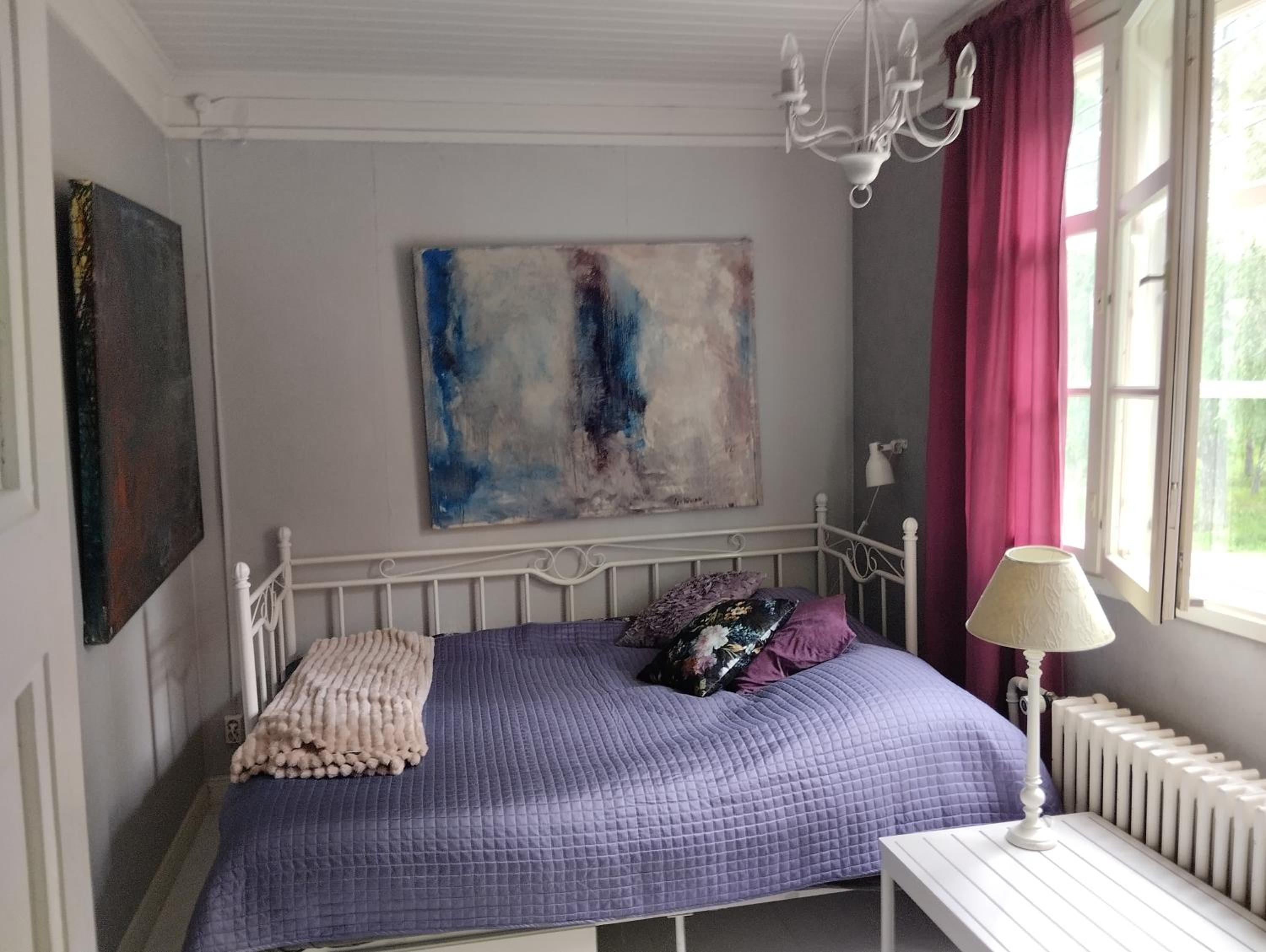 Small Double Room photo 1