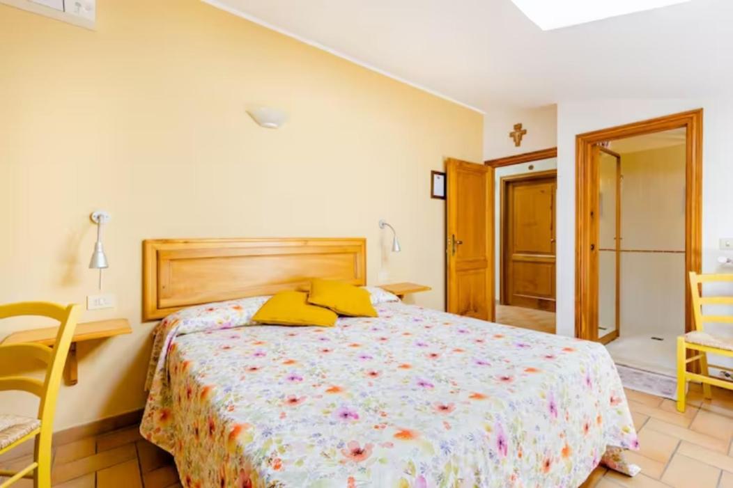 Classic Triple Room - Photo 5