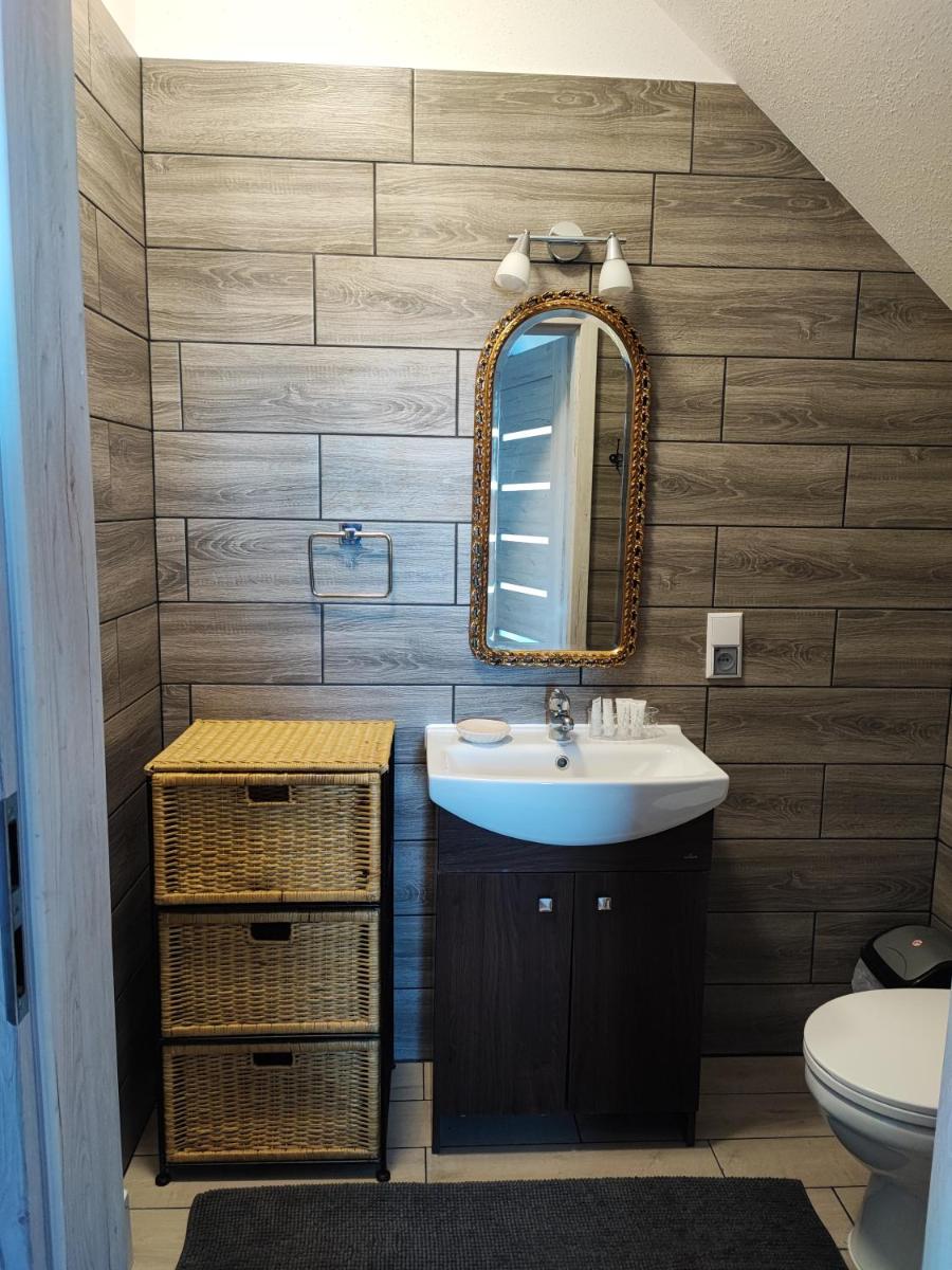 Suite with Balcony - Photo 8