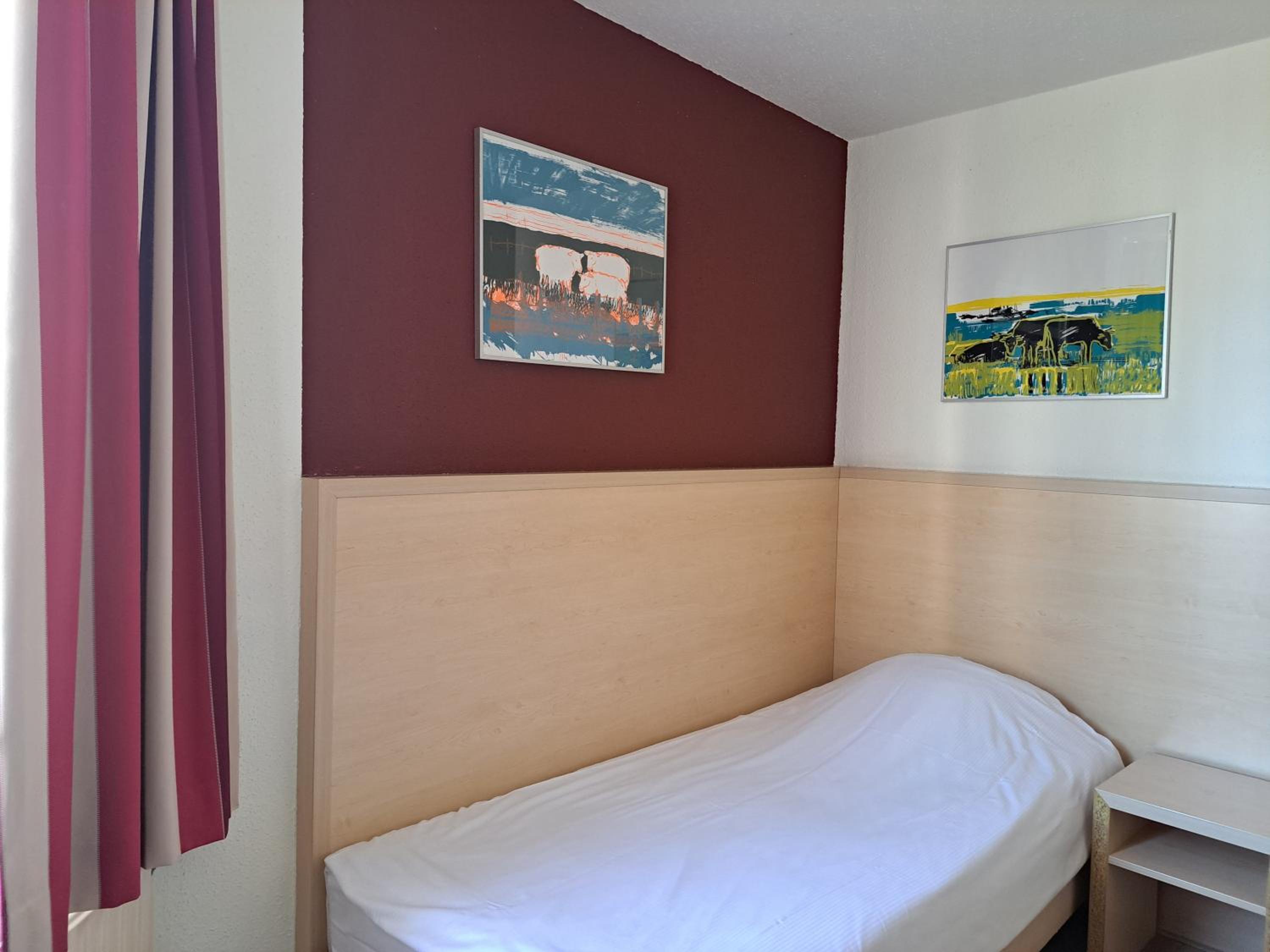 Single Room photo 2