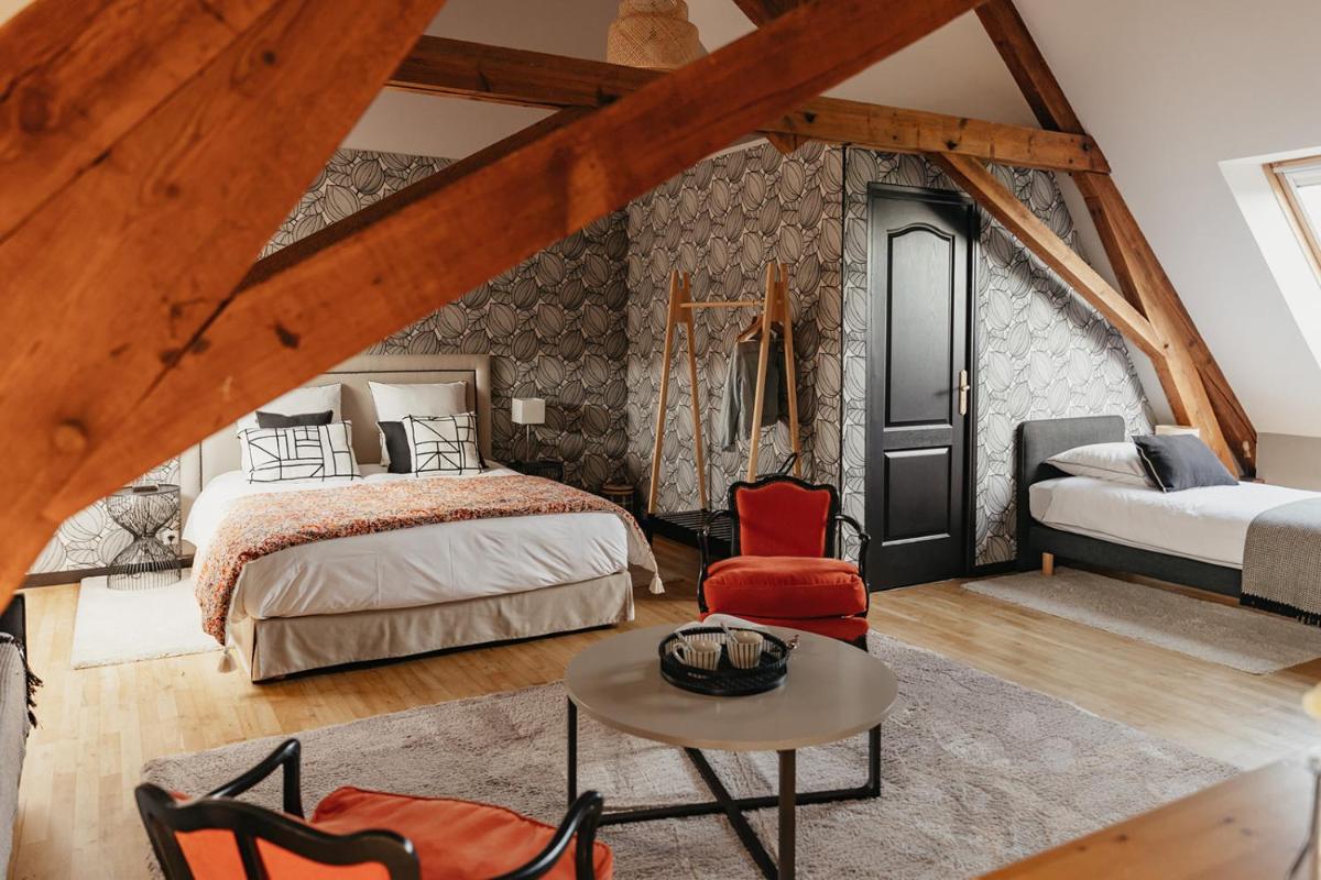 Deluxe Family Suite