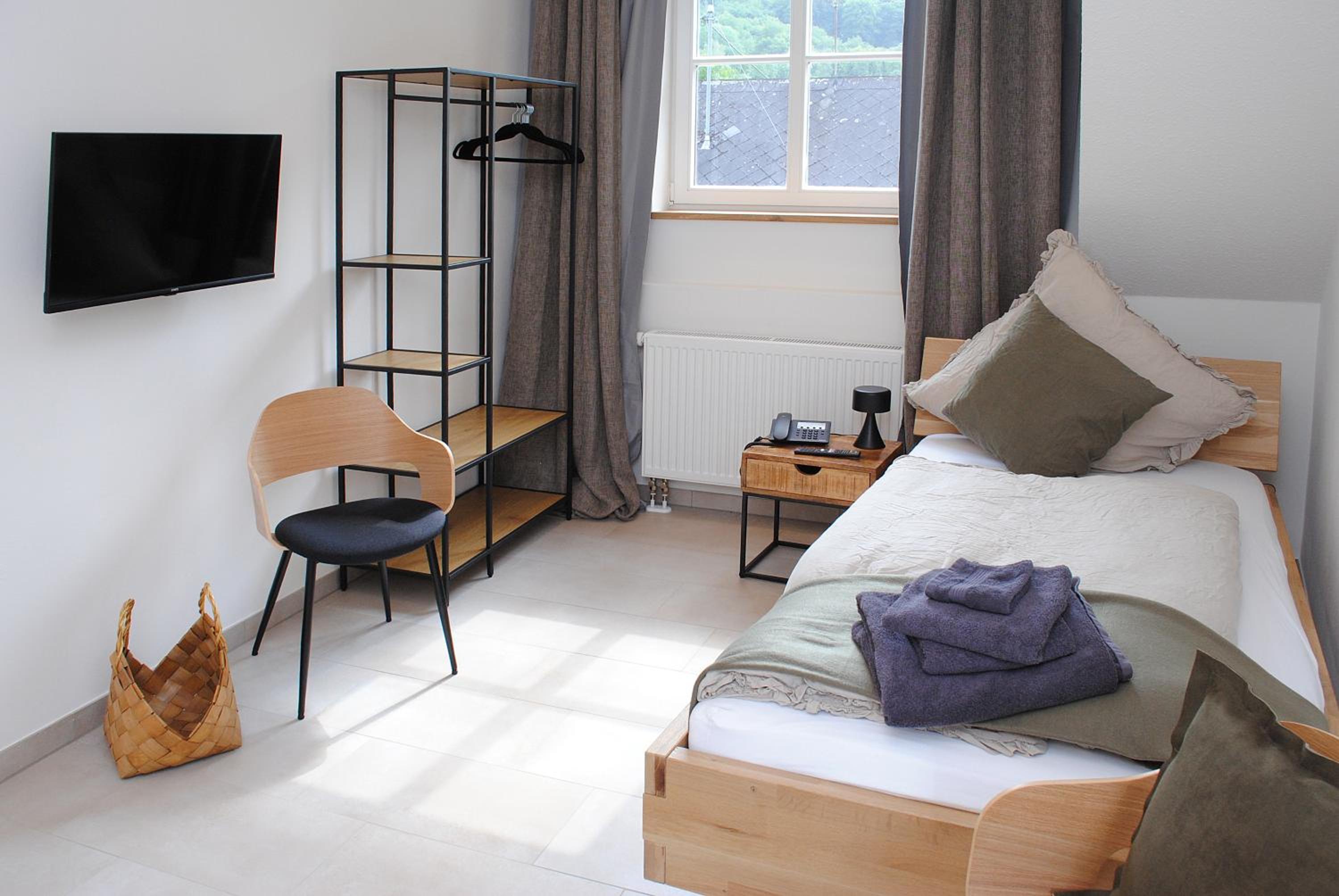 Single Room - Disability Access