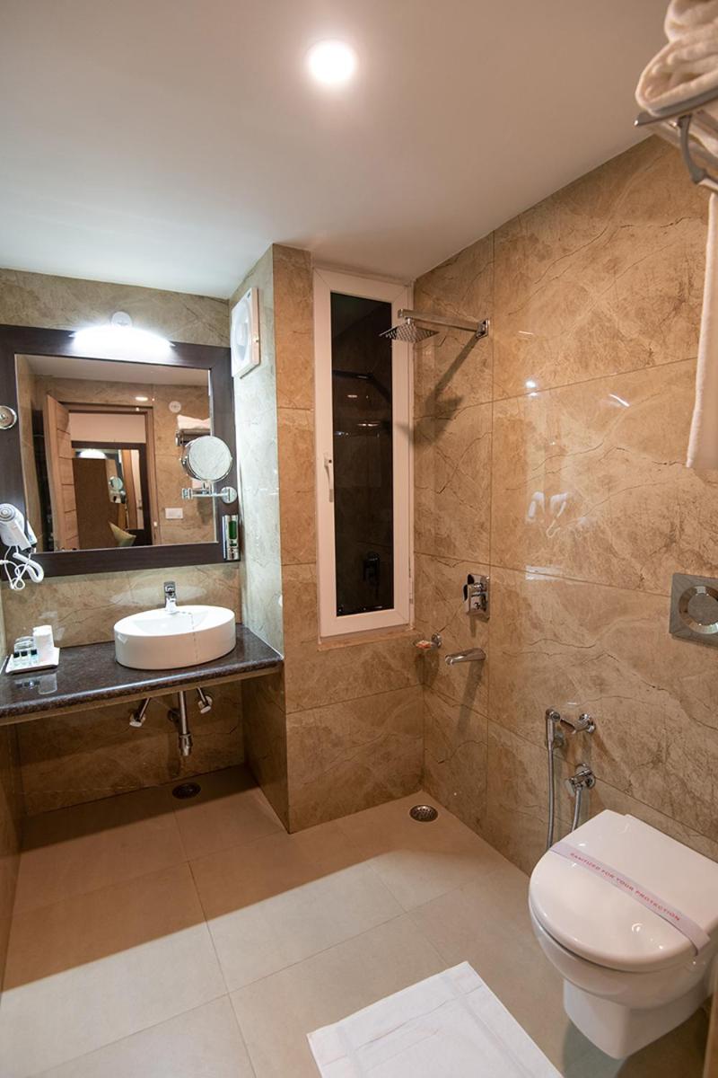Double Room with Lake View
