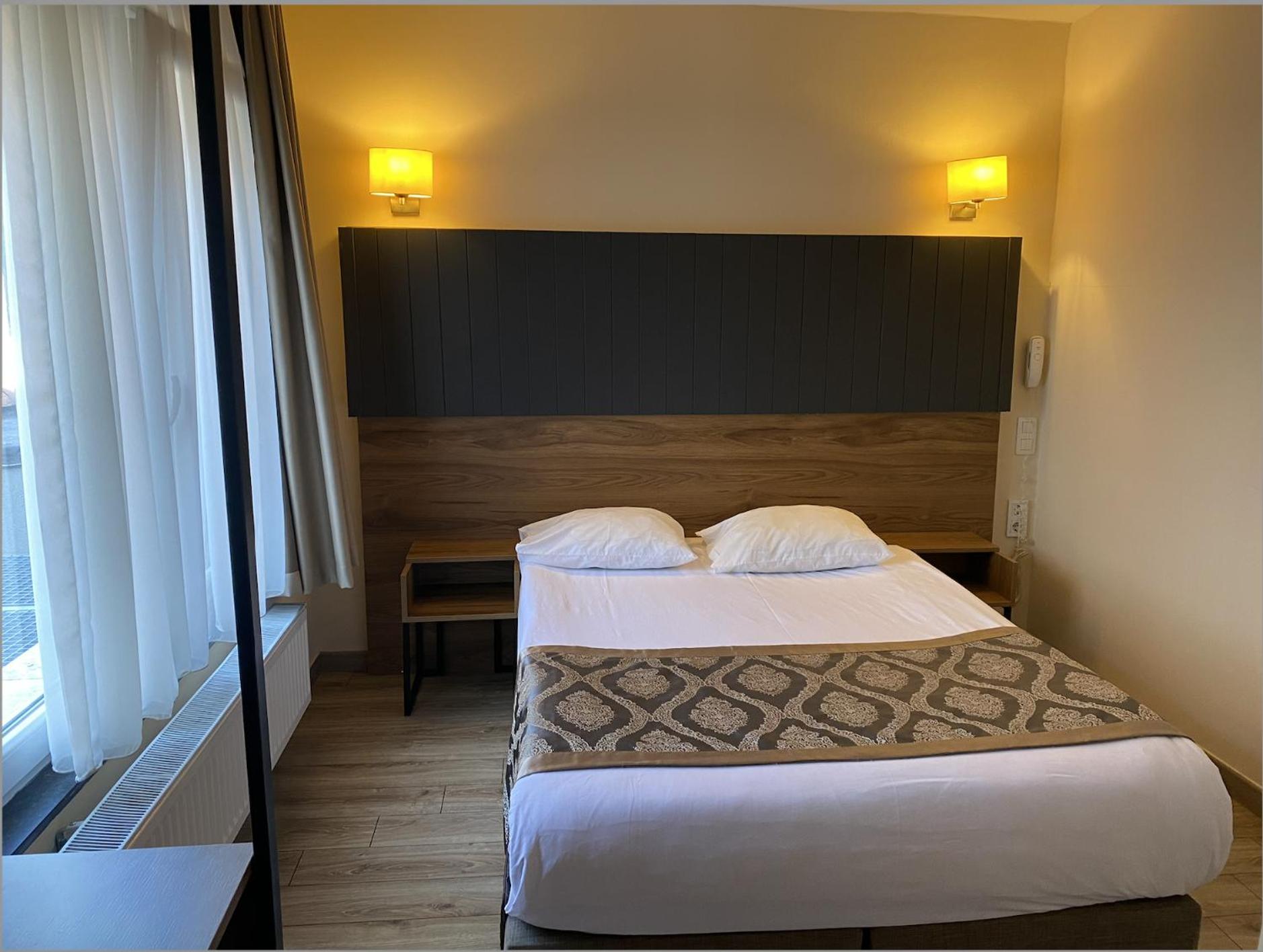 Budget Double Room - Photo 1