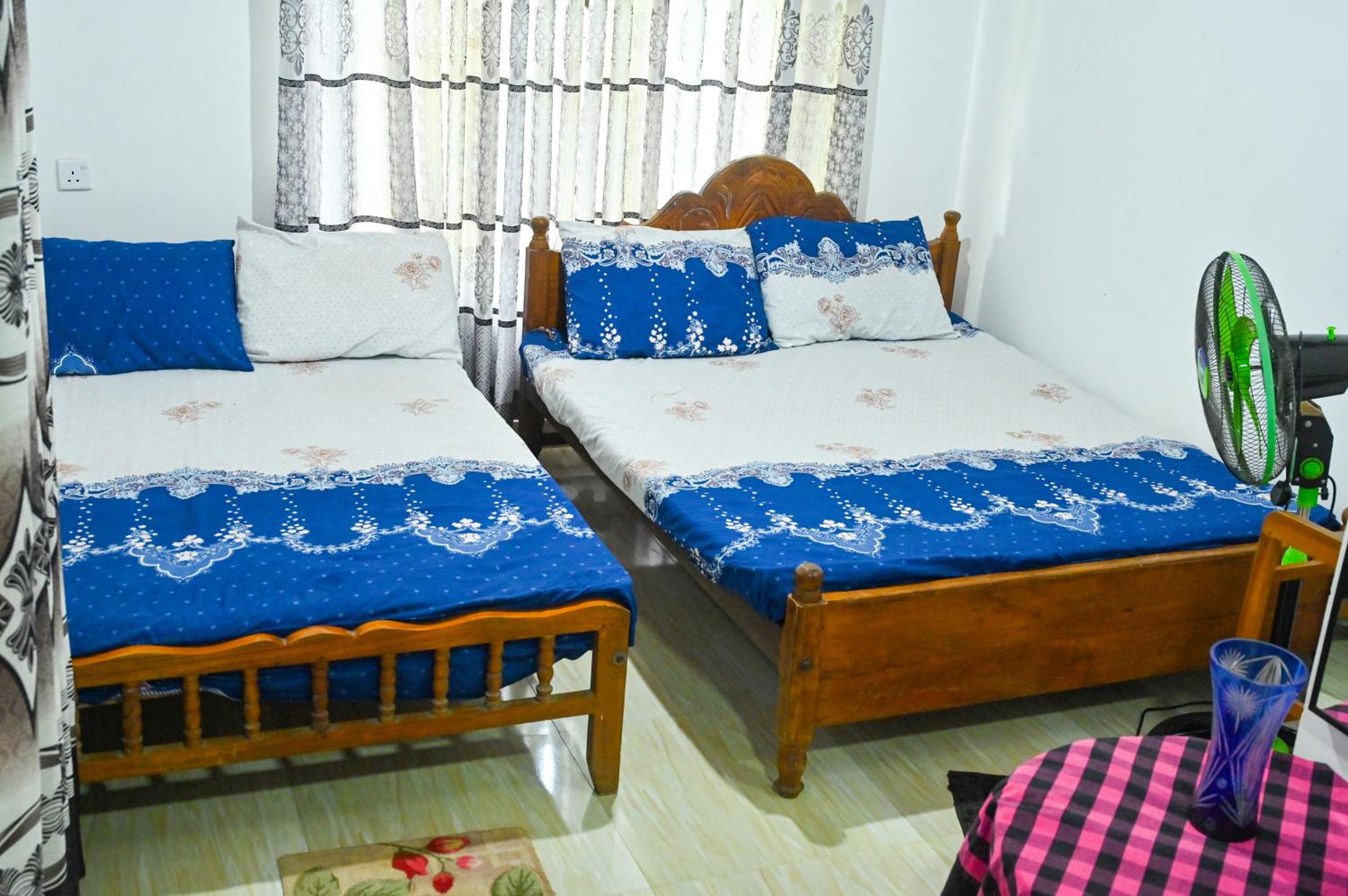 Three-Bedroom Apartment photo 1