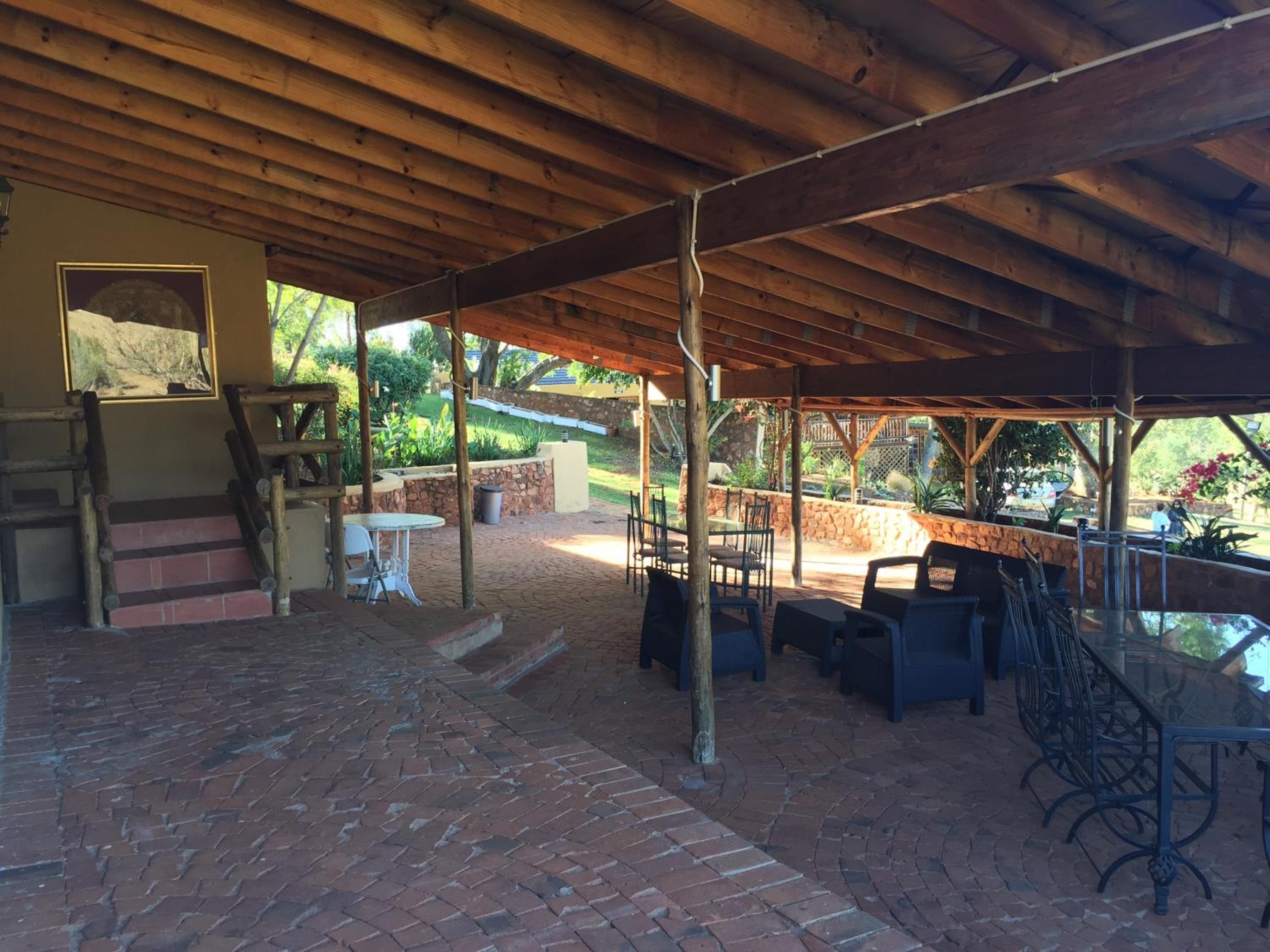 Deluxe Family Room photo 1