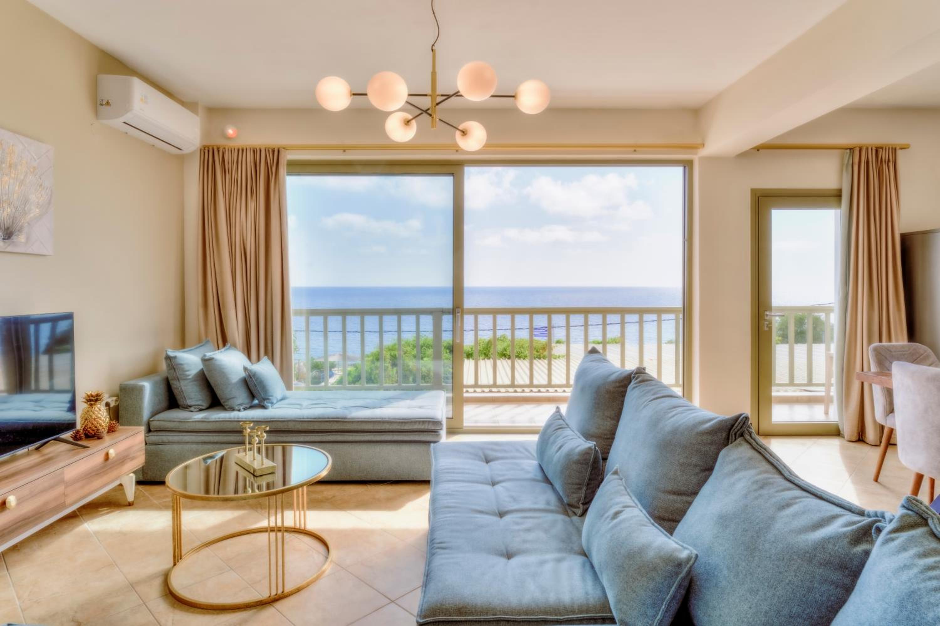 Apartment with Sea View