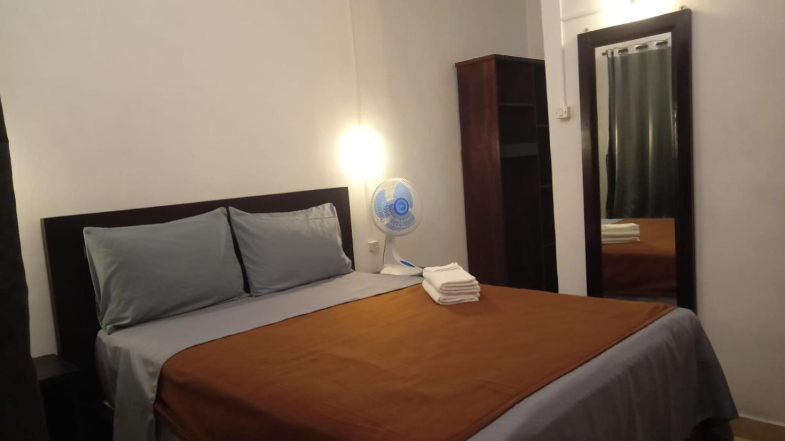 Double Room - Photo 9