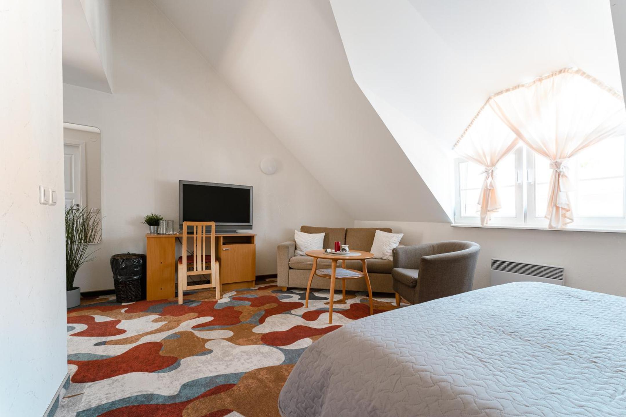 Double Room with Bath photo 1