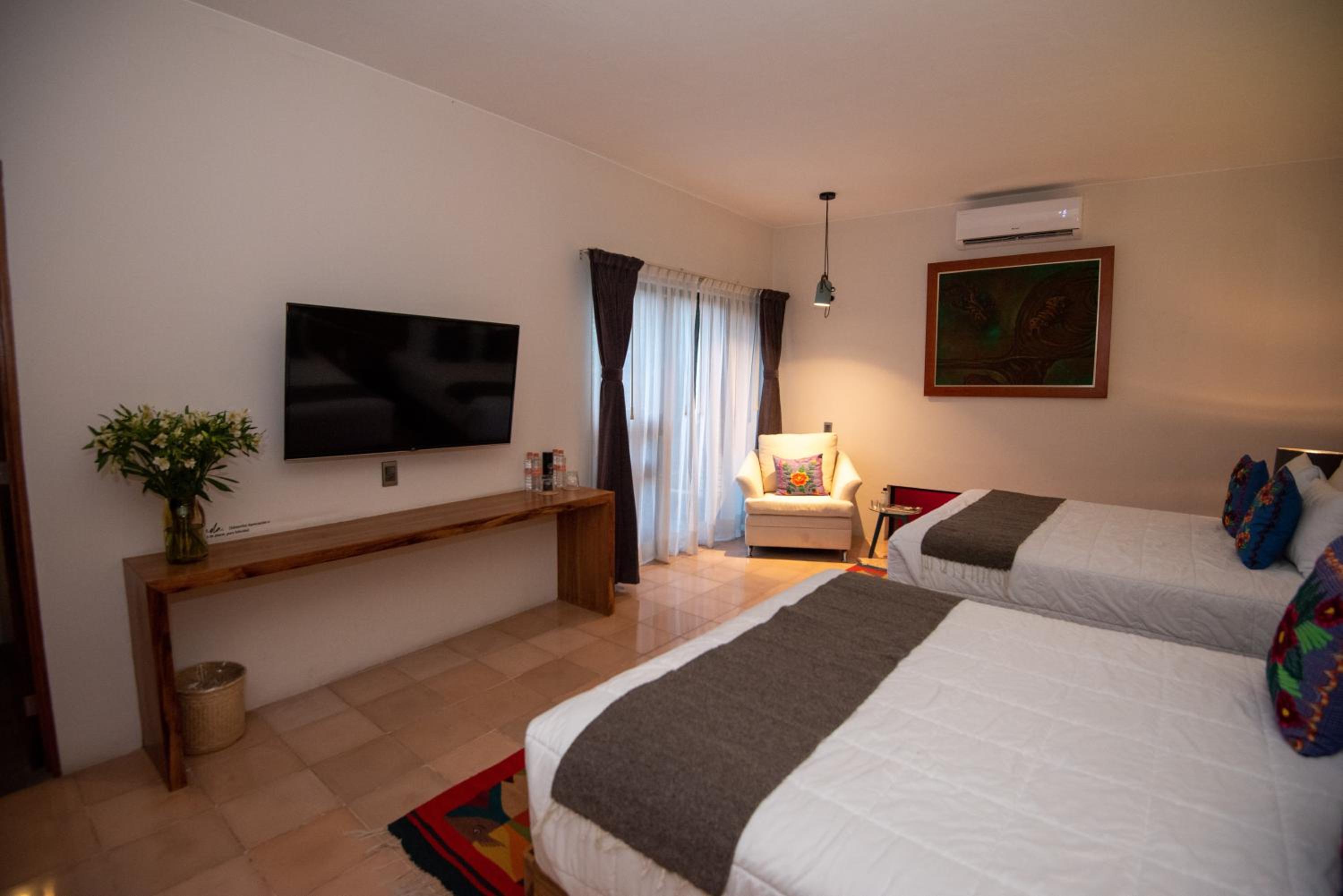 Twin Room with Terrace - Photo 4
