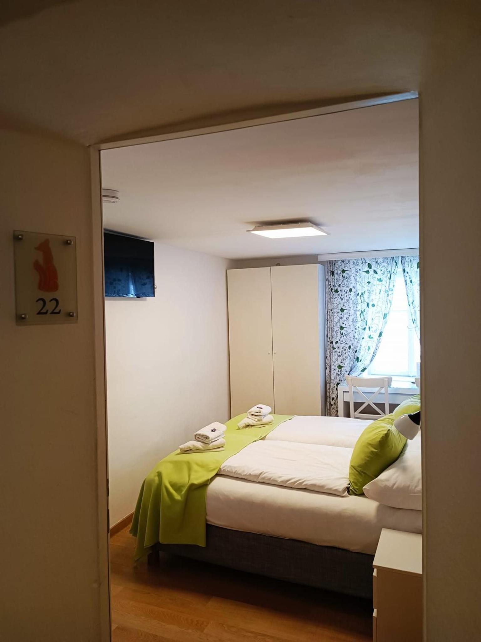 Double Room with Private External Bathroom photo 2