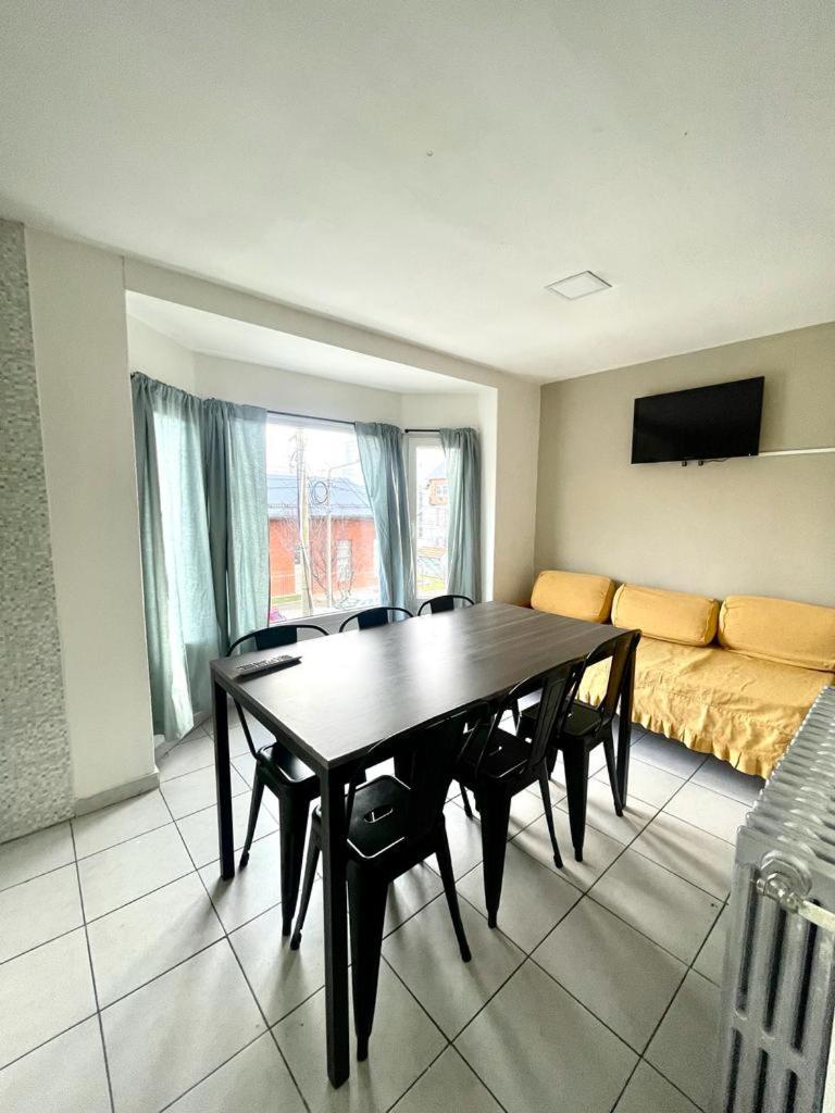 Two-Bedroom Apartment photo 3
