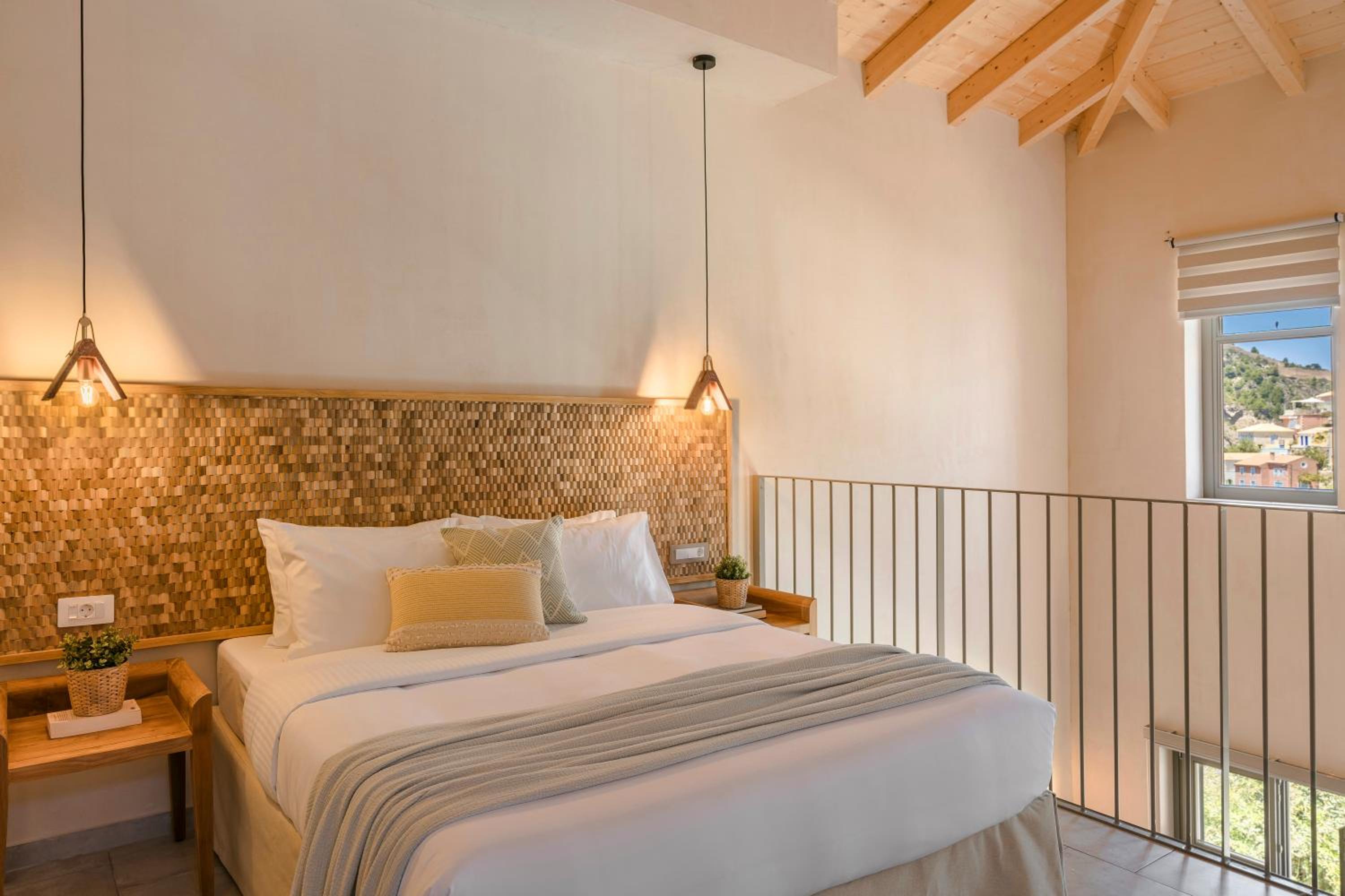 Honeymoon Villa with Private Plunge Pool photo 3
