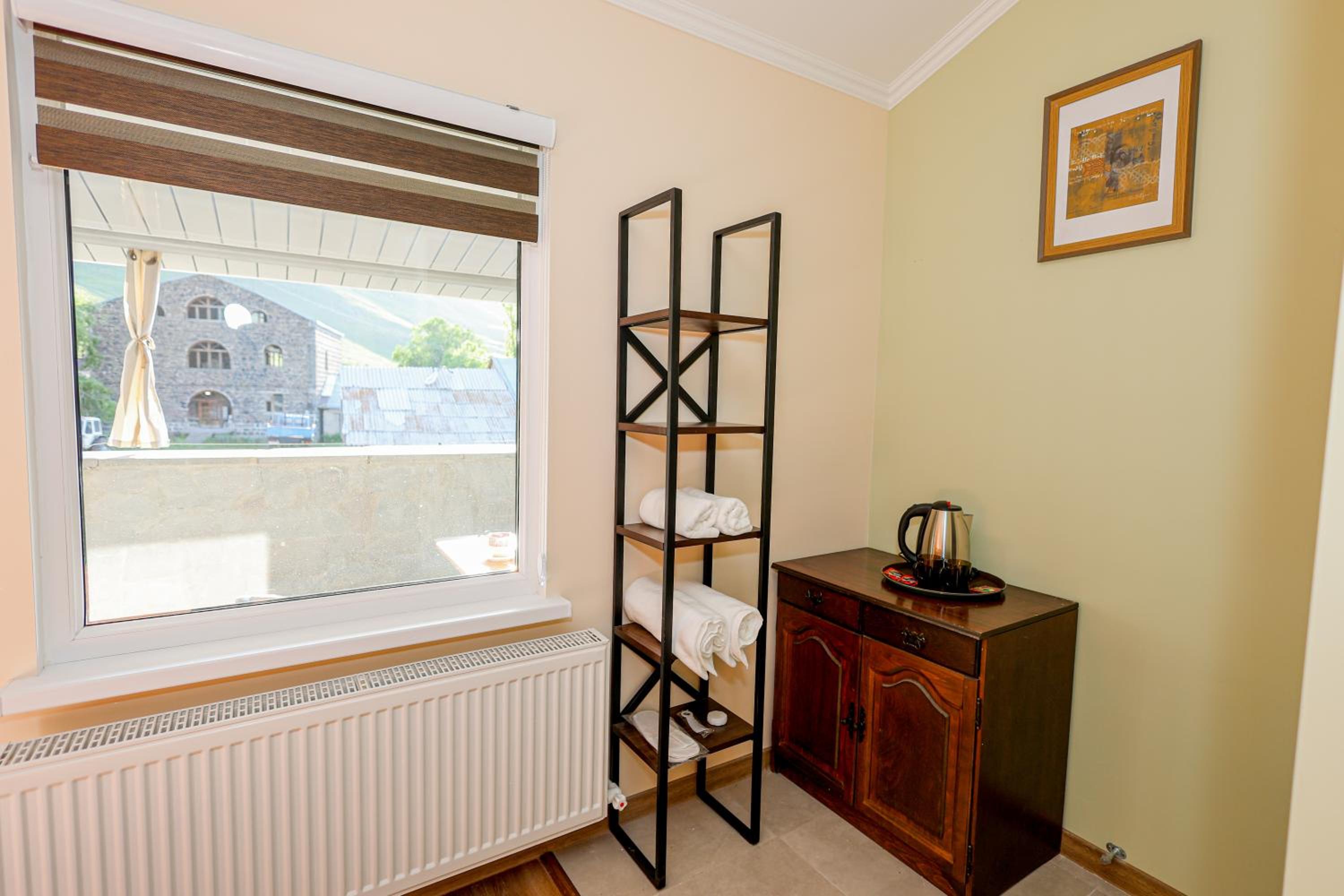 Large Double Room photo 2