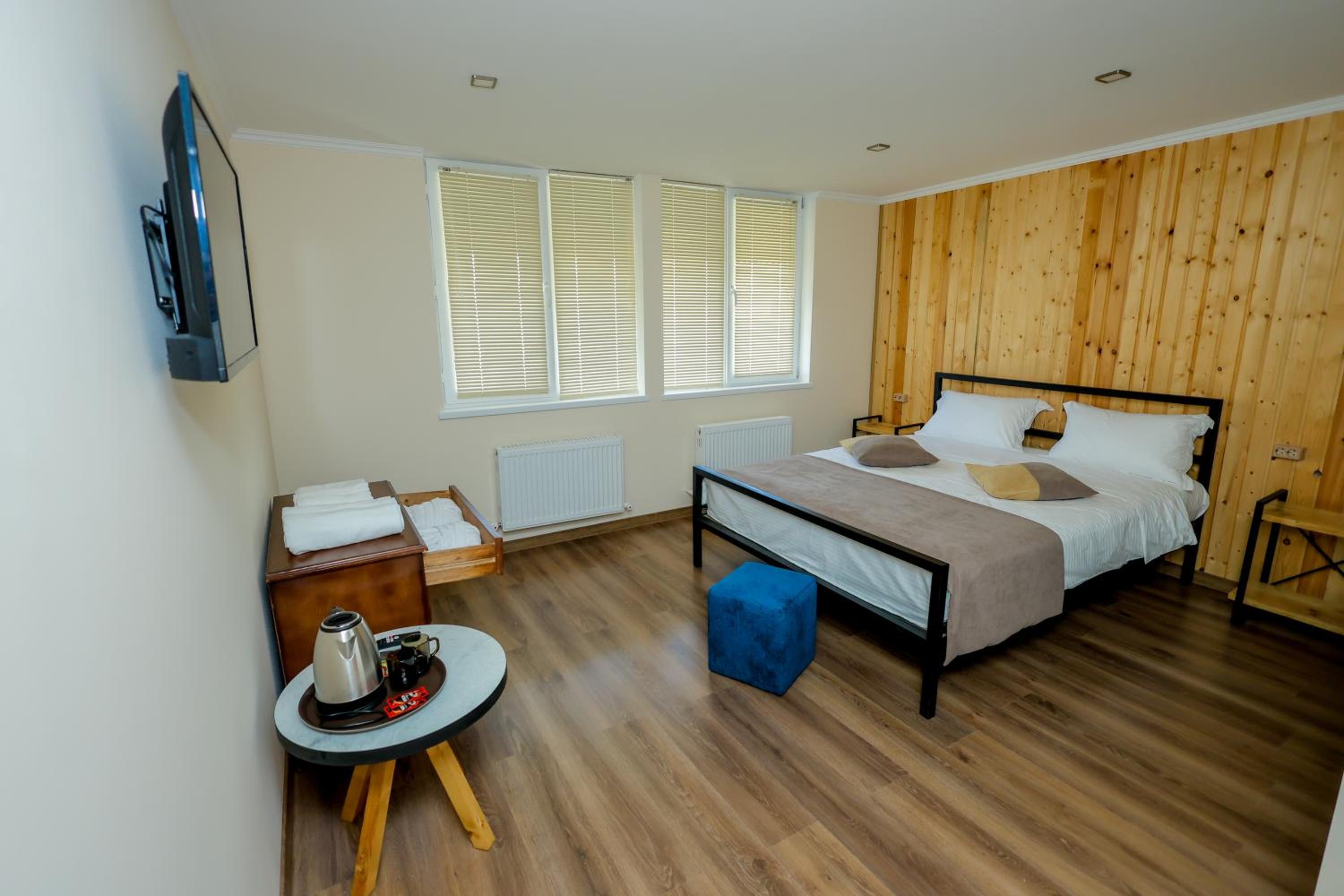 Deluxe Double Room photo 3