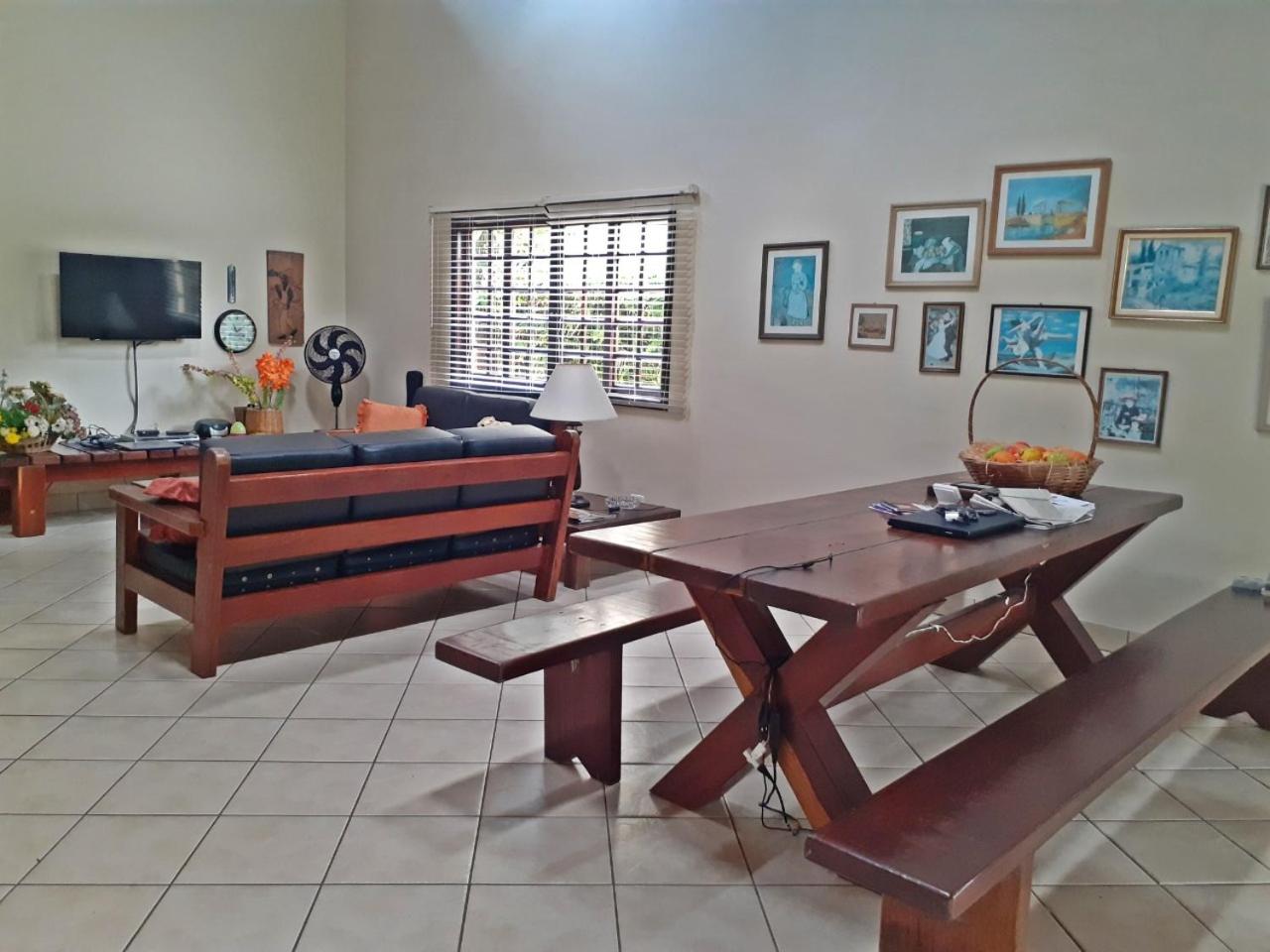 Three-Bedroom House photo 2