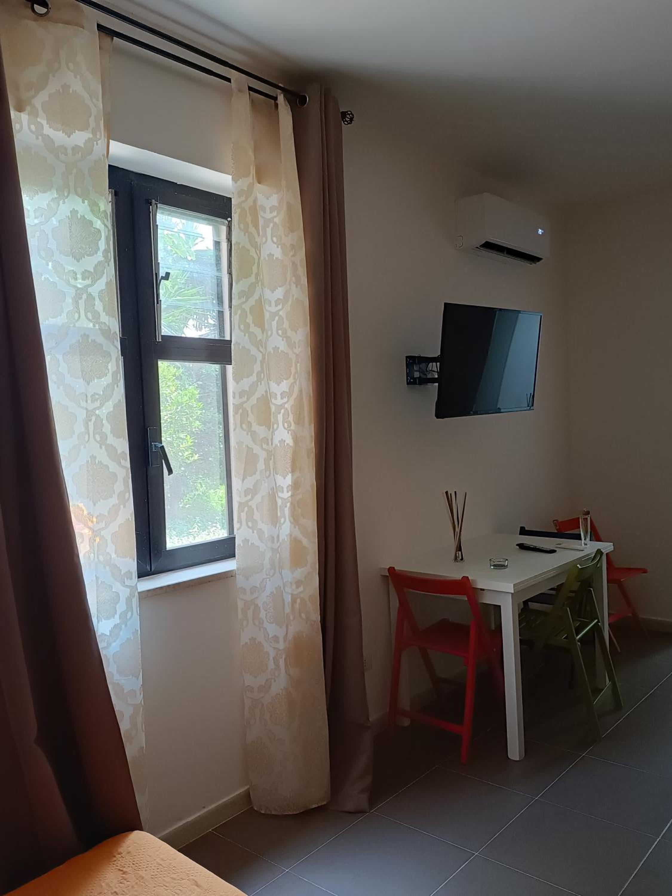 Studio with Garden View